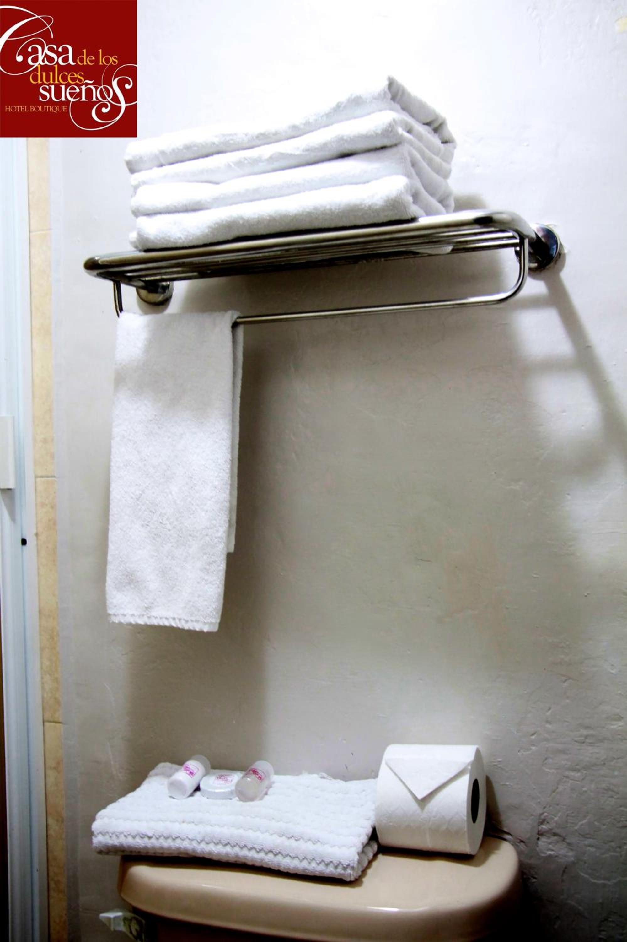 Double Room - Photo 9