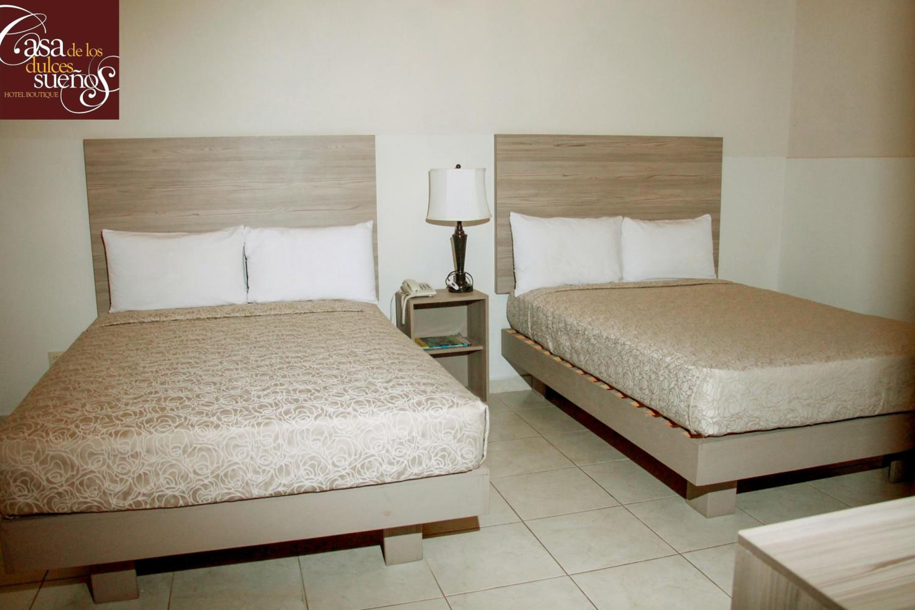 Double Room - Photo 6