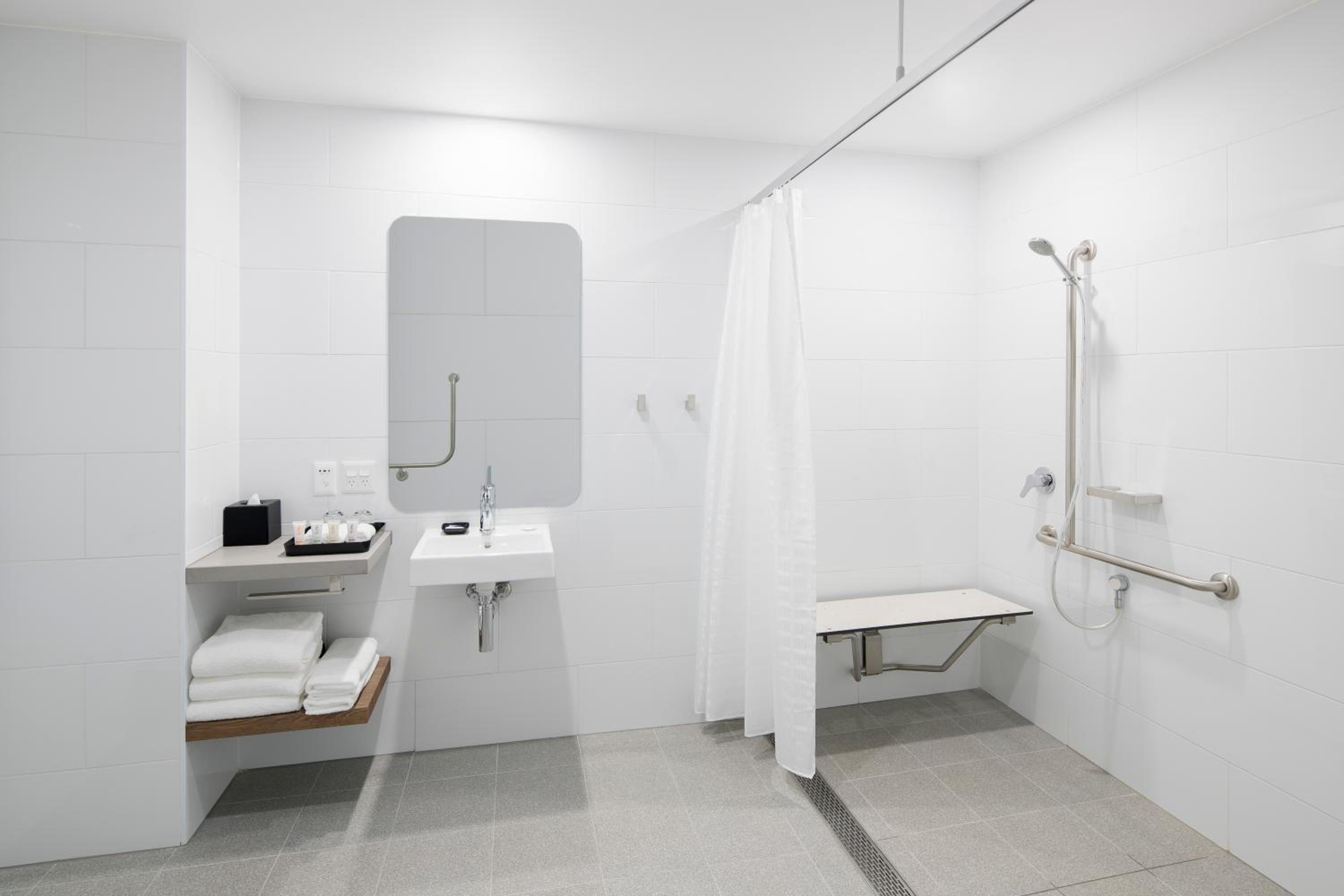 Standard King Room - Accessible
