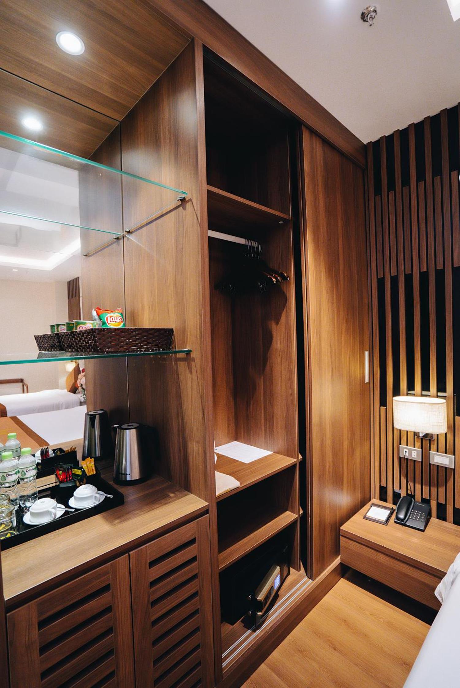 Deluxe Family Room - Photo 3