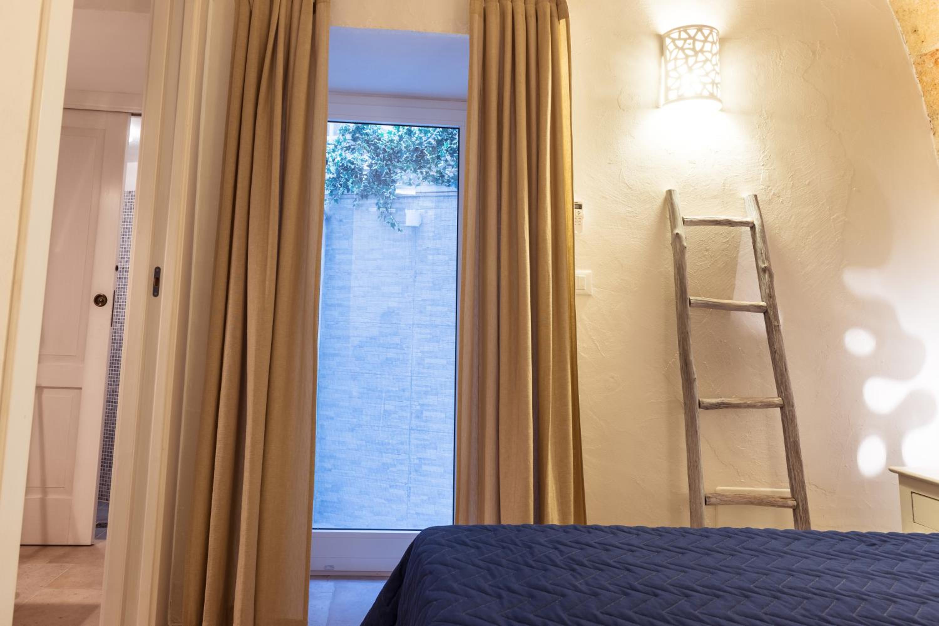 Superior Double Room - Photo 9