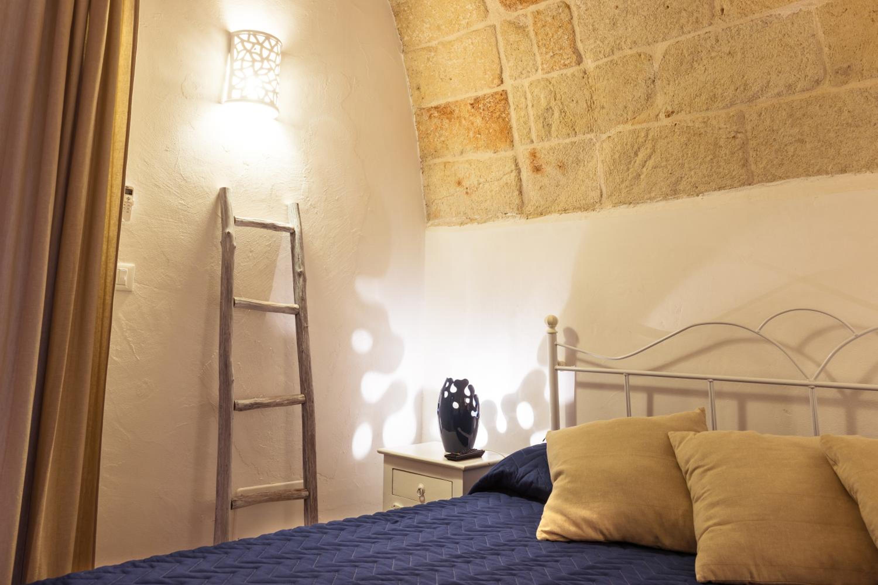 Superior Double Room - Photo 10