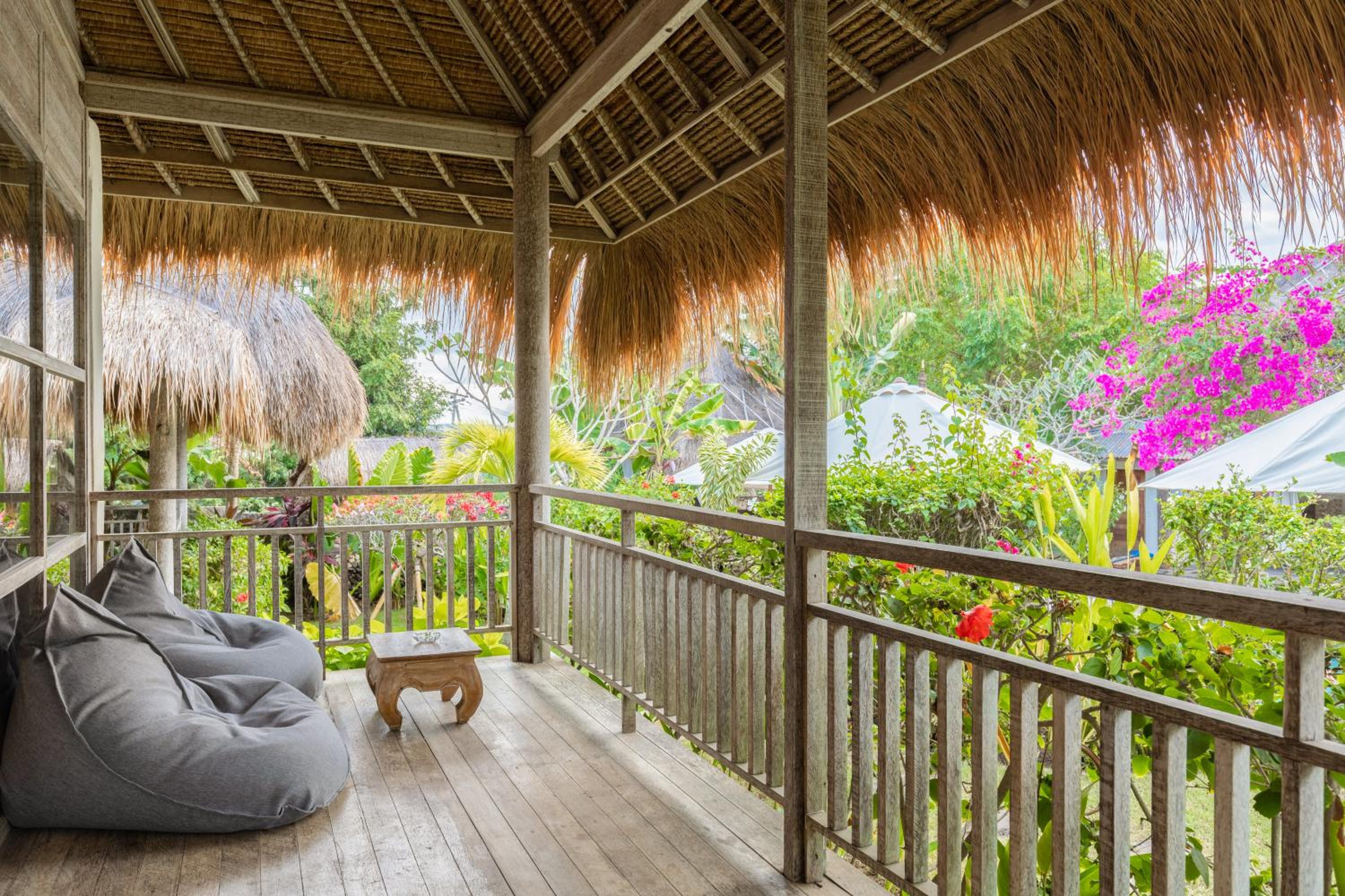 Deluxe Bungalow - Photo 3