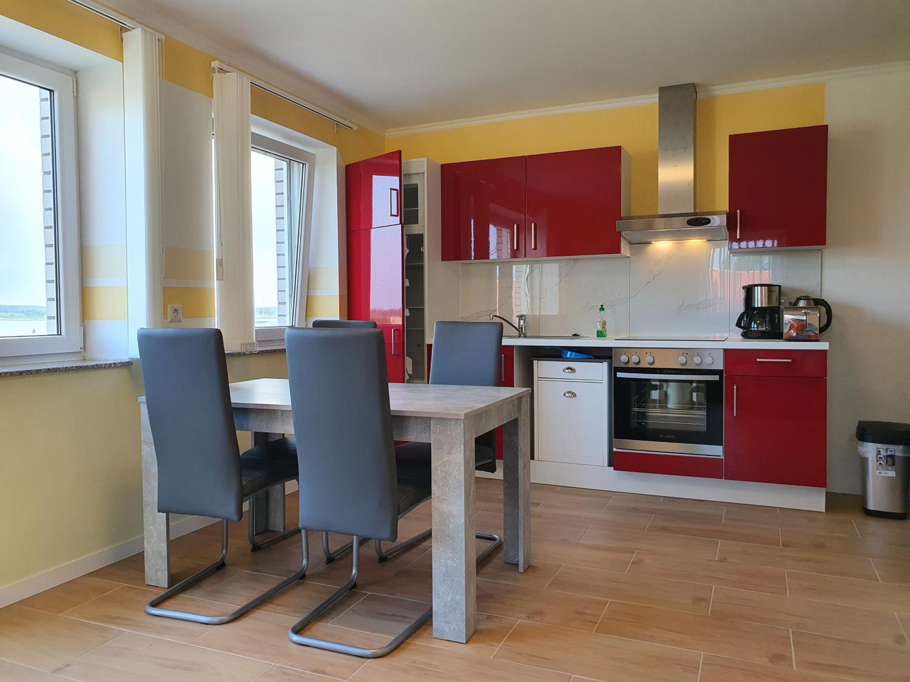 Two-Bedroom Apartment - Photo 4