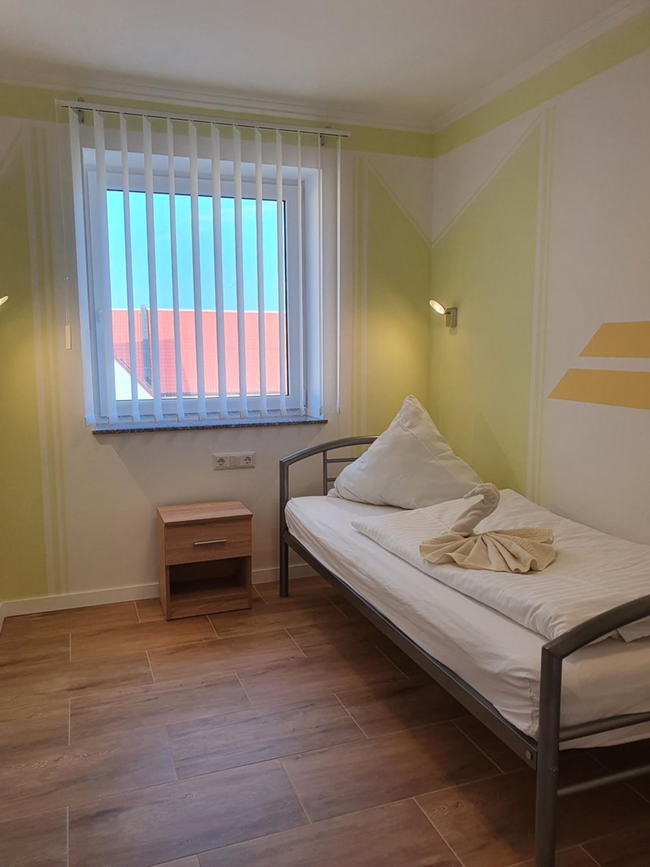Two-Bedroom Apartment - Photo 11