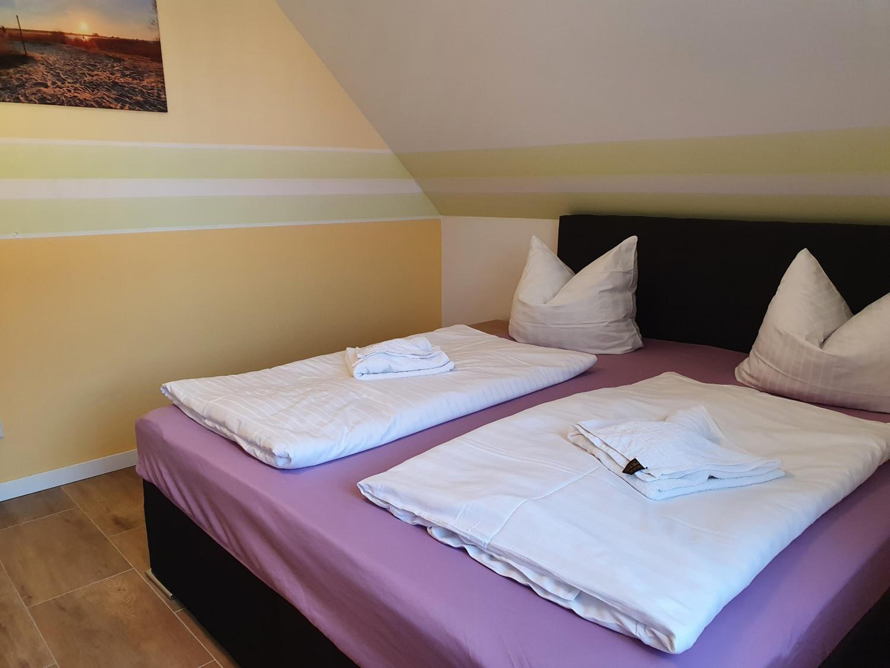 Two-Bedroom Apartment - Photo 12