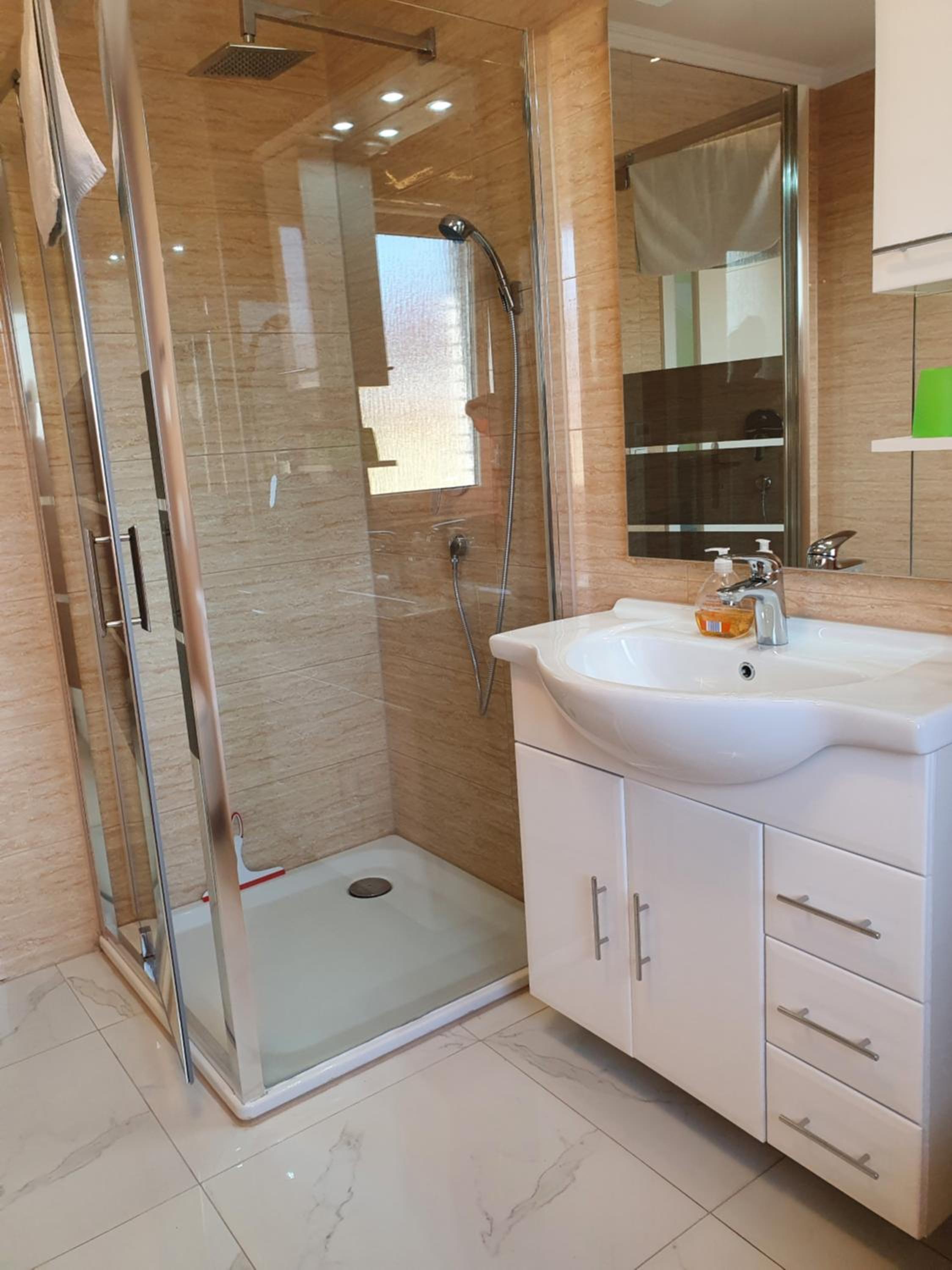 Two-Bedroom Apartment - Photo 5