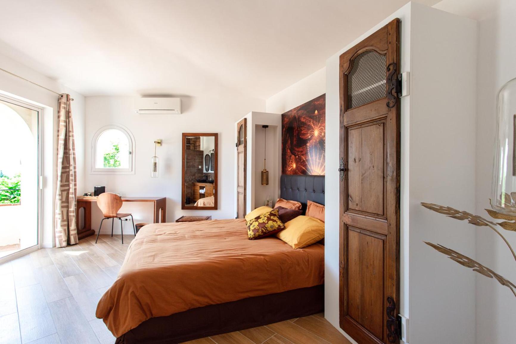 Double Room with Terrace - Photo 3