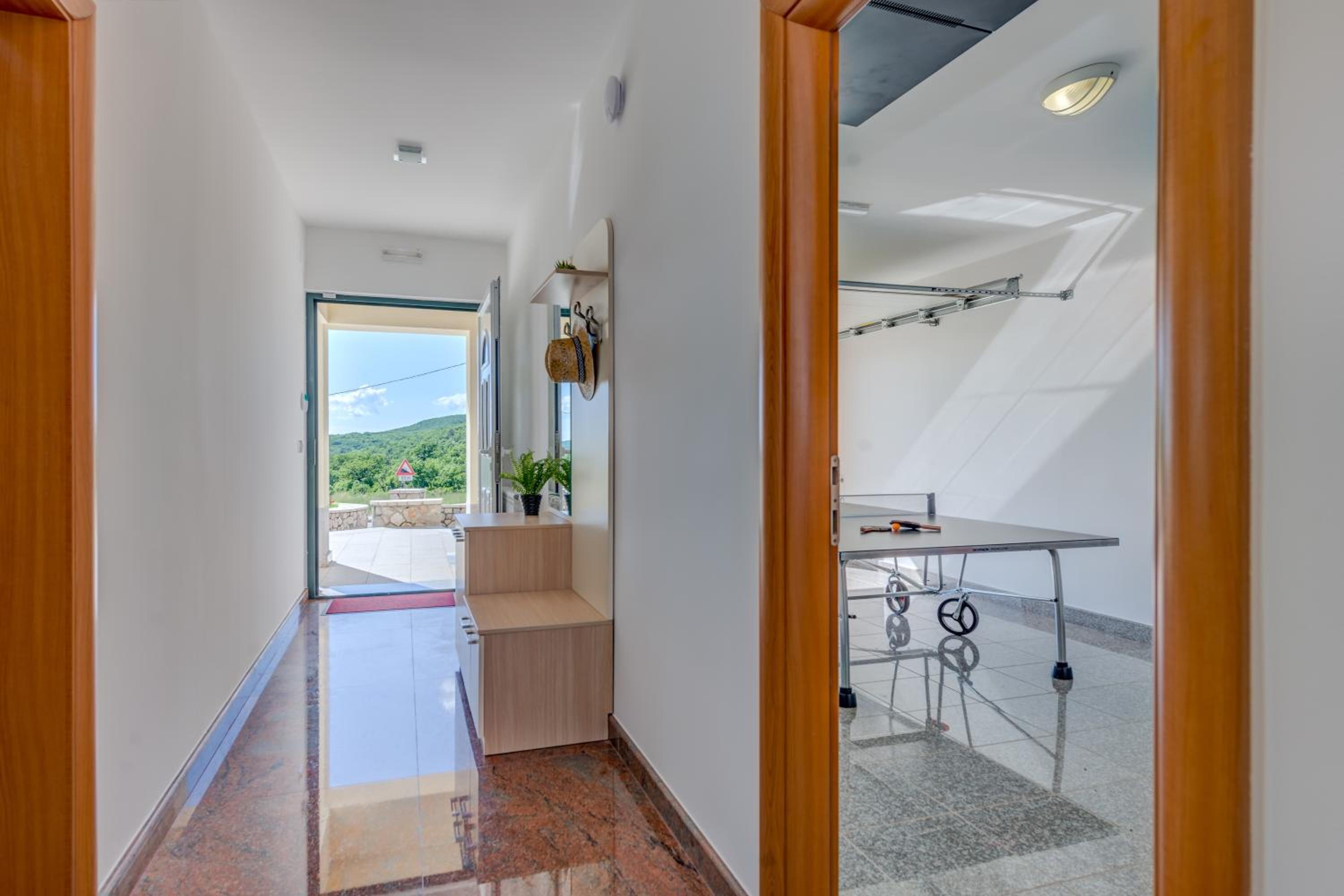 Four Bedroom Villa with Private Pool photo 3
