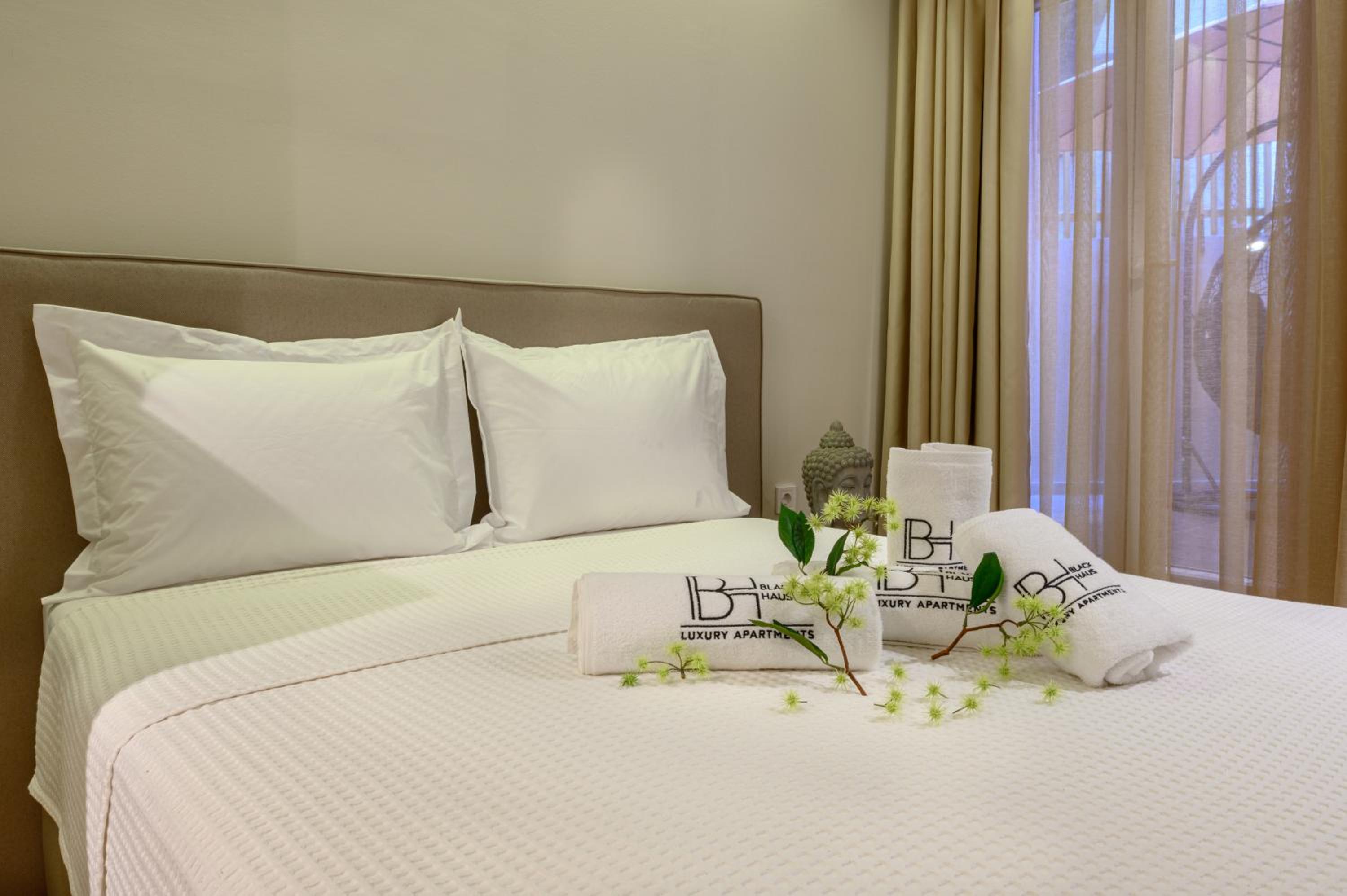 Superior Deluxe Double or Twin Room  - Photo 16