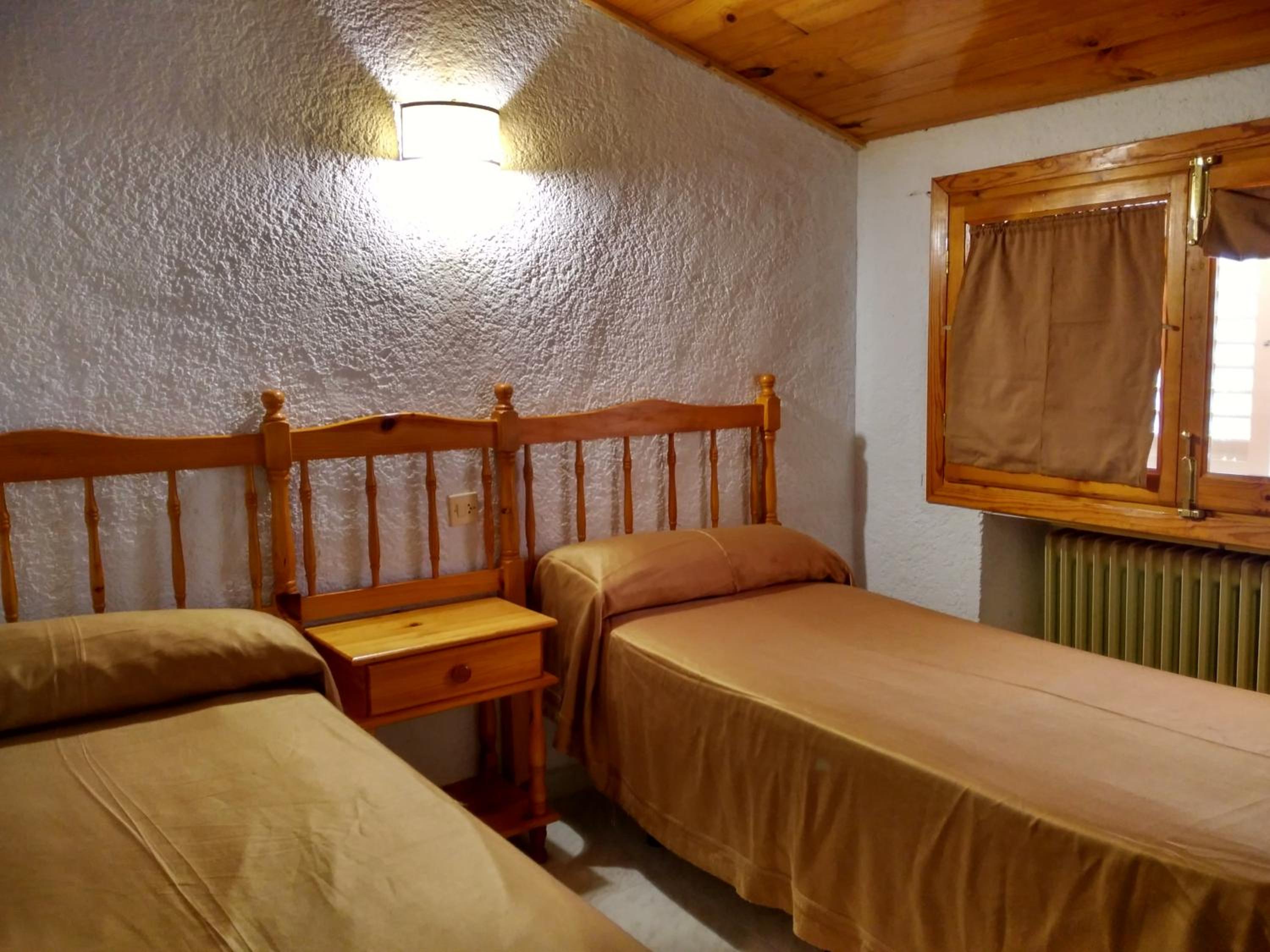 Habitación Doble o con Dos Camas con Baño Compartido