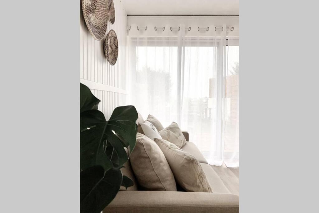 Studio Apartment photo 3