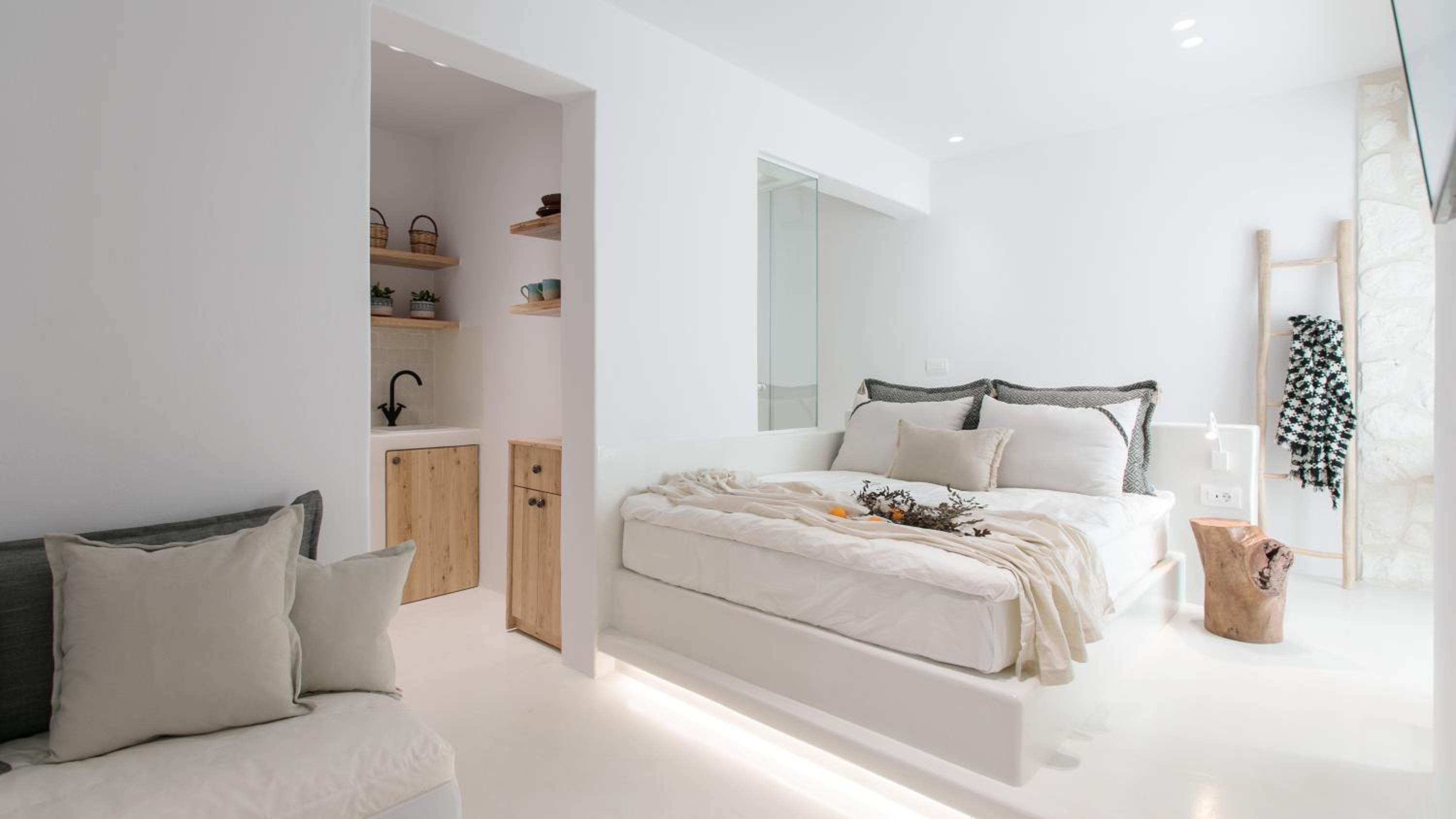 Junior Suite with Terrace - Photo 12