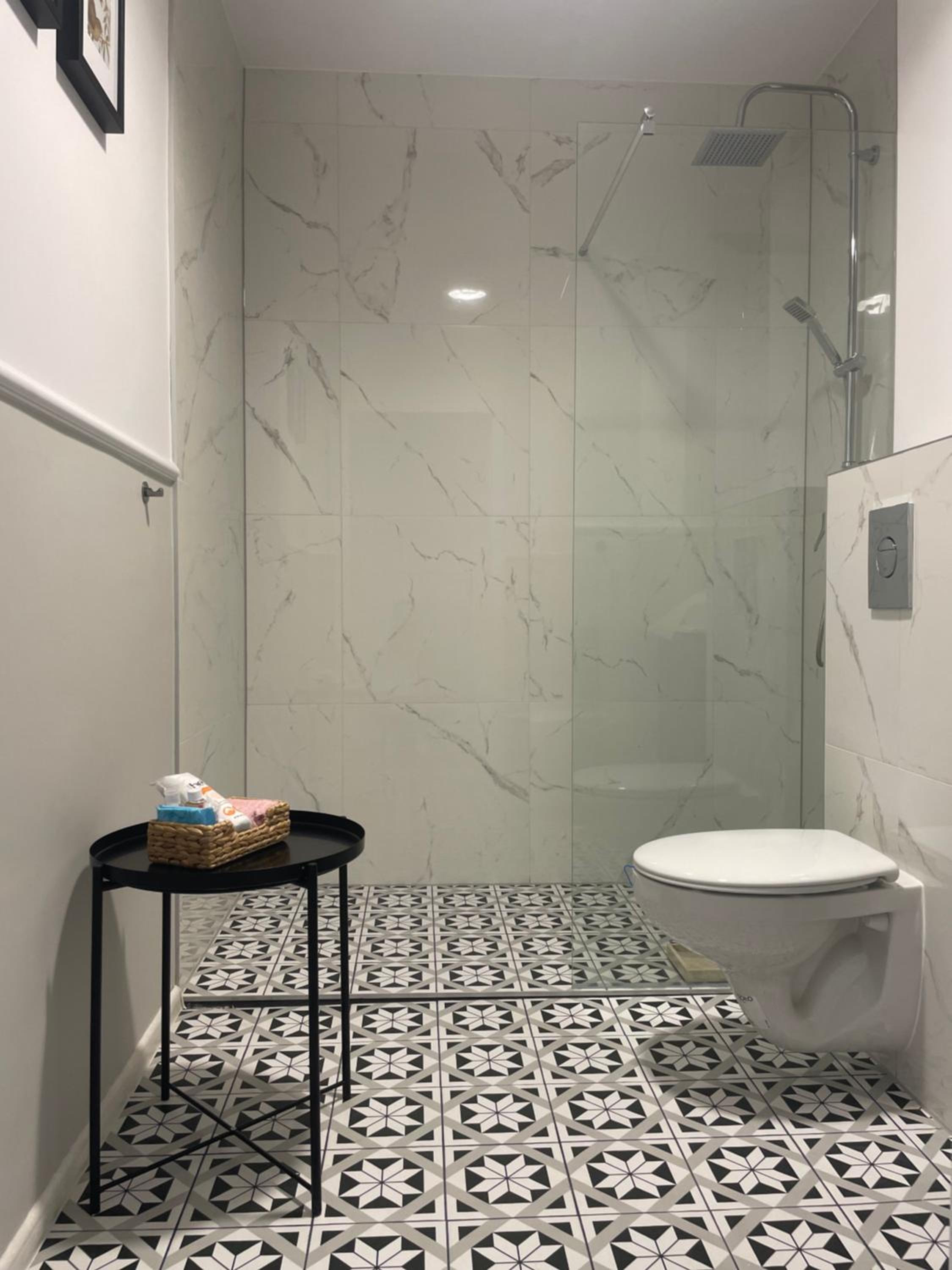 Double Room with Private Bathroom - Photo 4