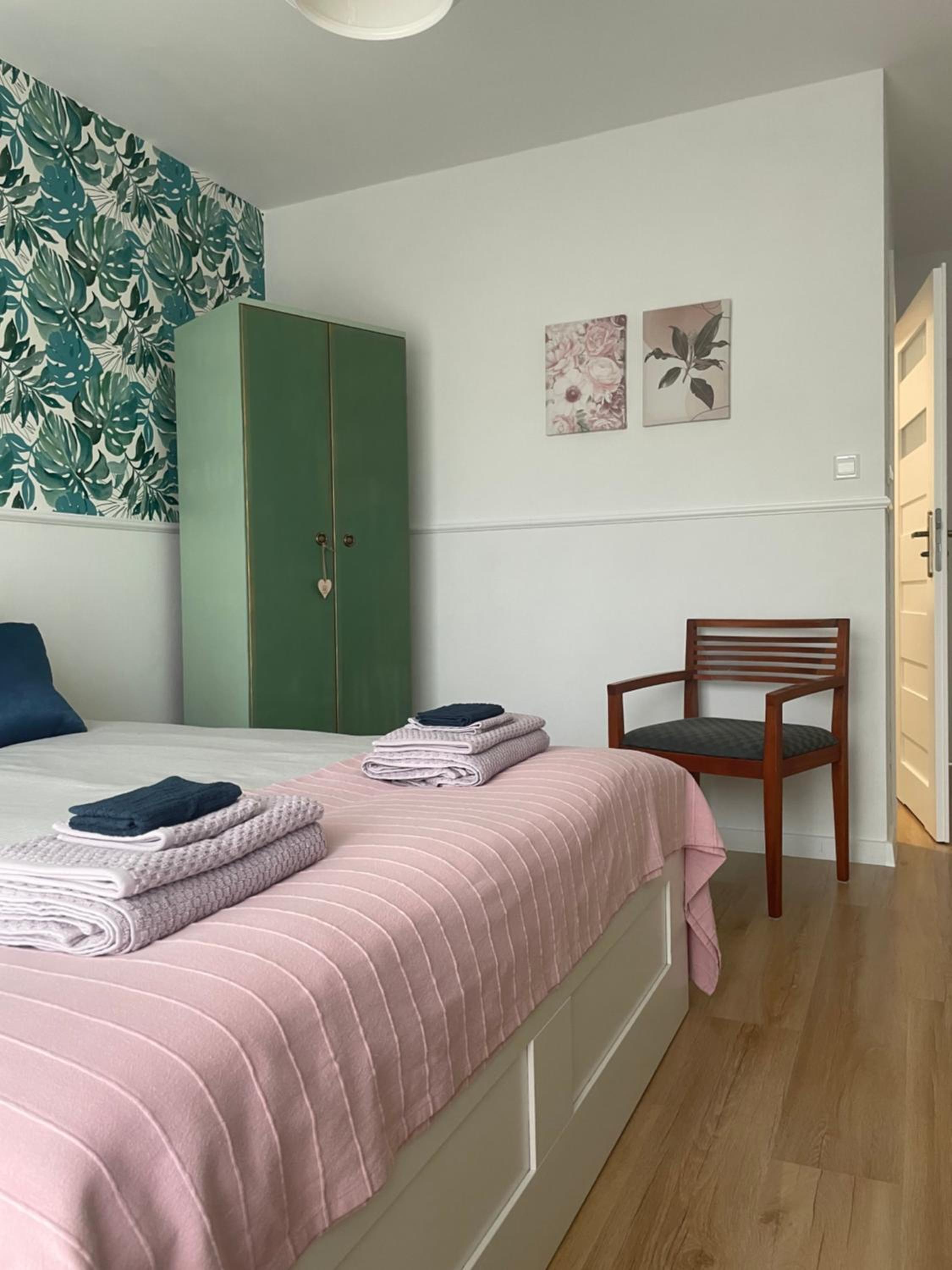 Double Room with Private Bathroom - Photo 6