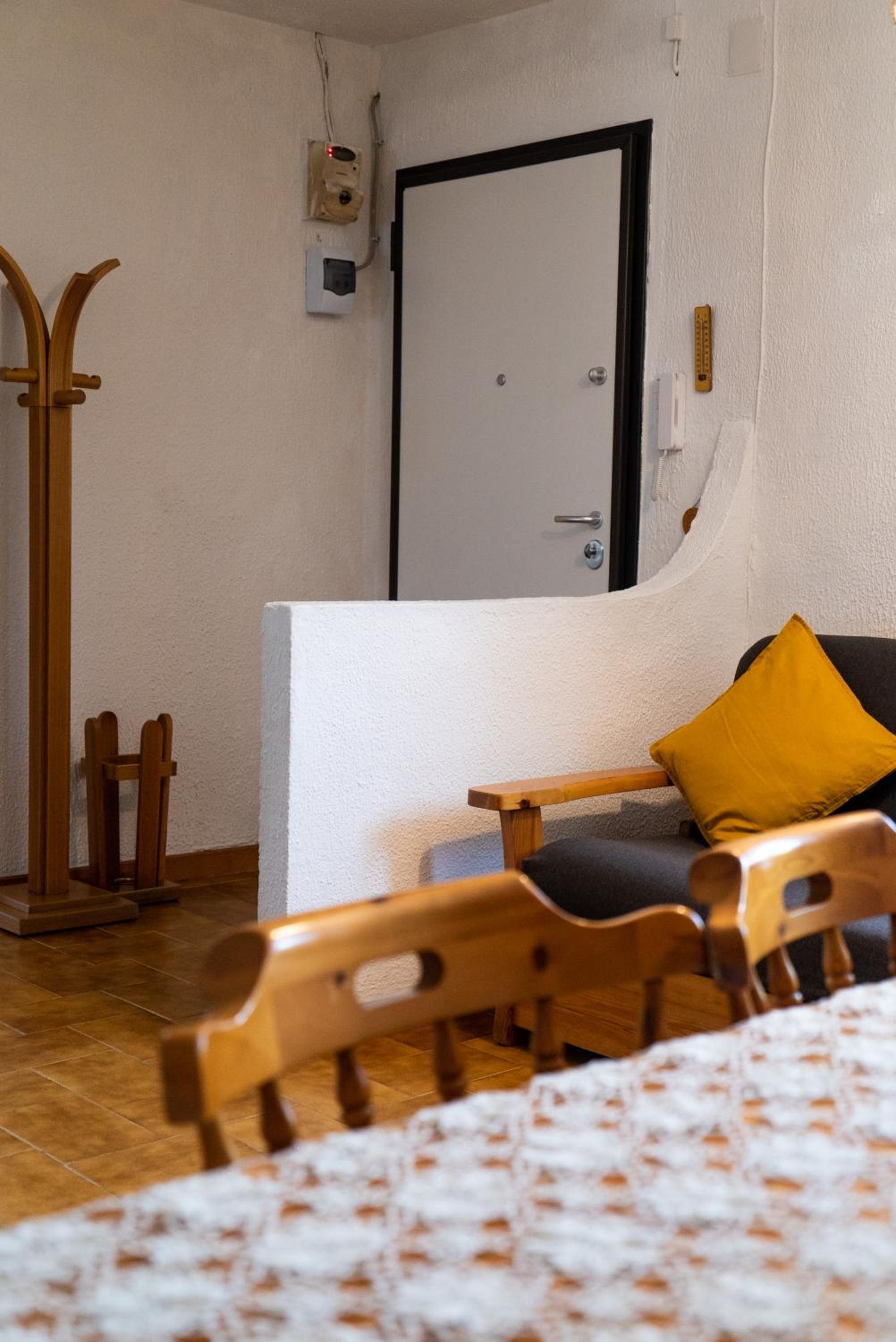 Two-Bedroom House - Photo 36