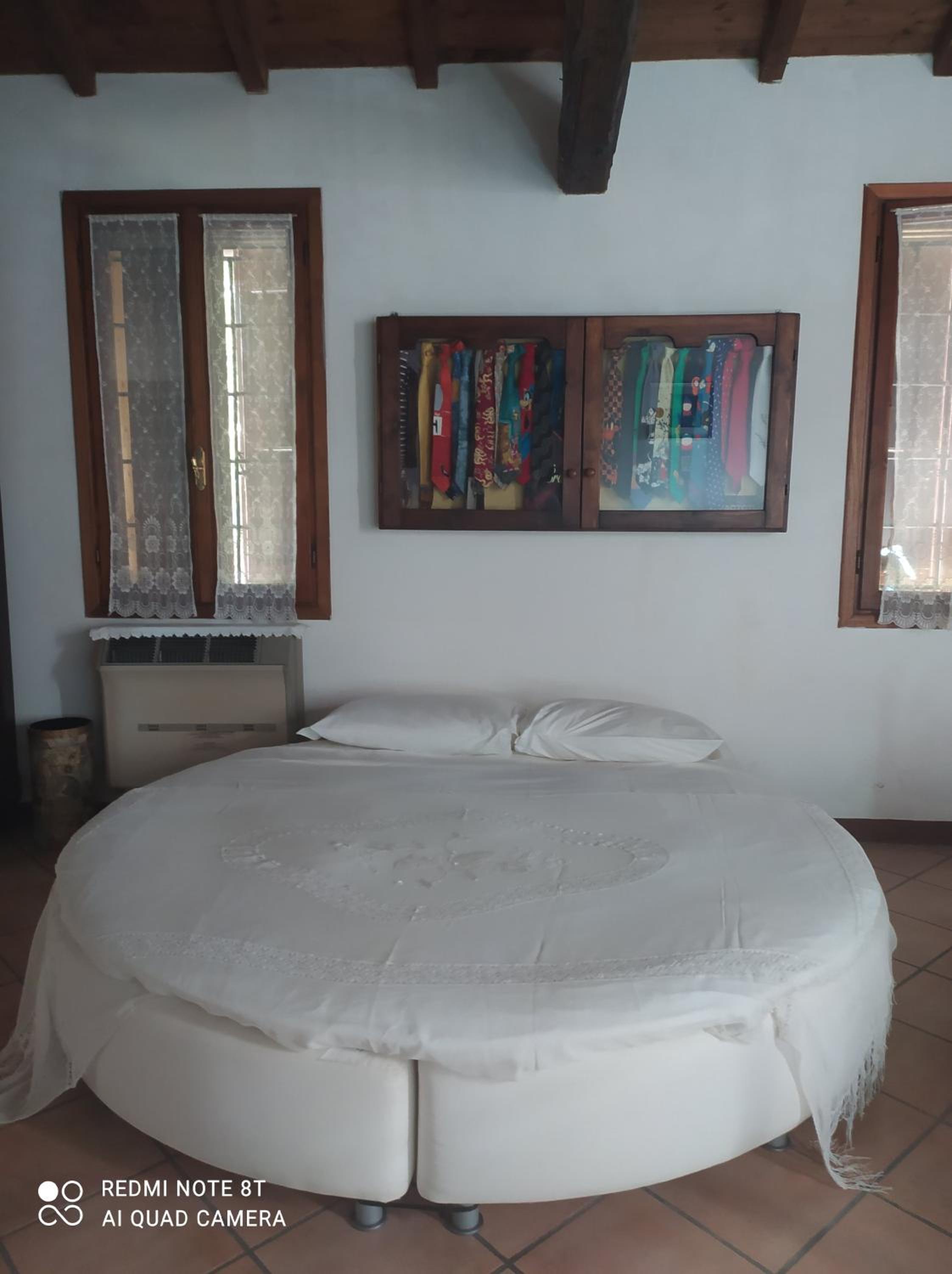 Deluxe King Suite - Photo 6