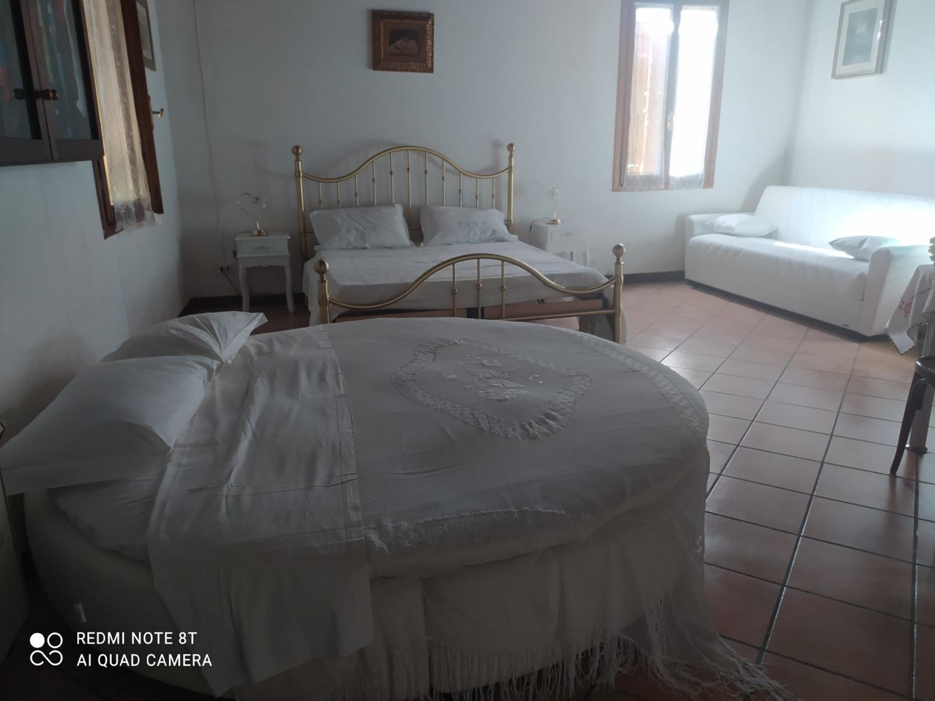Deluxe King Suite - Photo 7