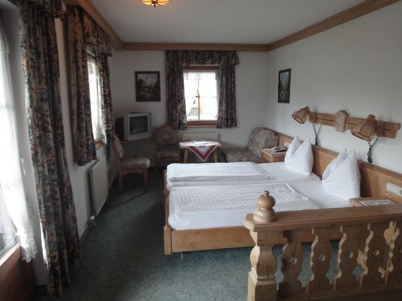 Double Room with Balcony photo 2