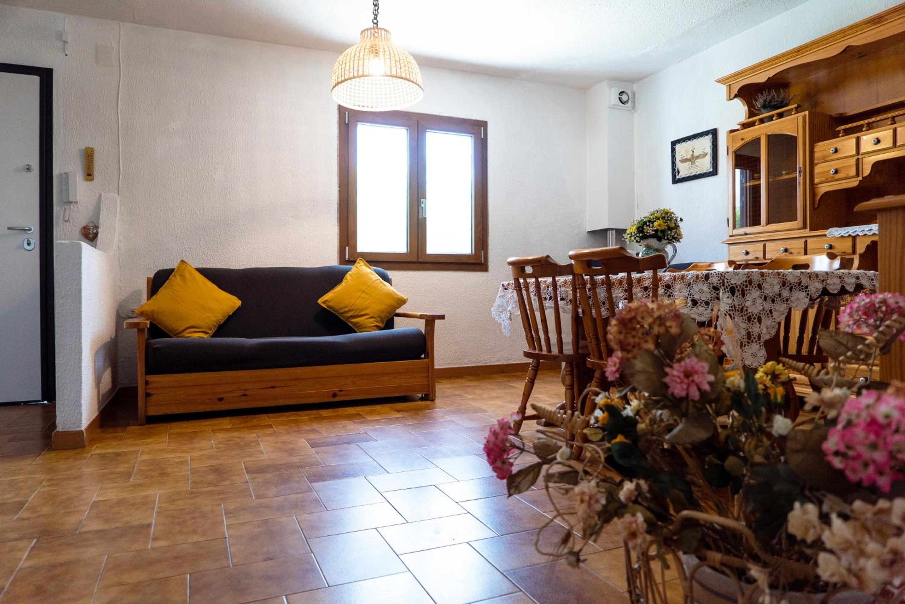 Two-Bedroom House - Photo 30