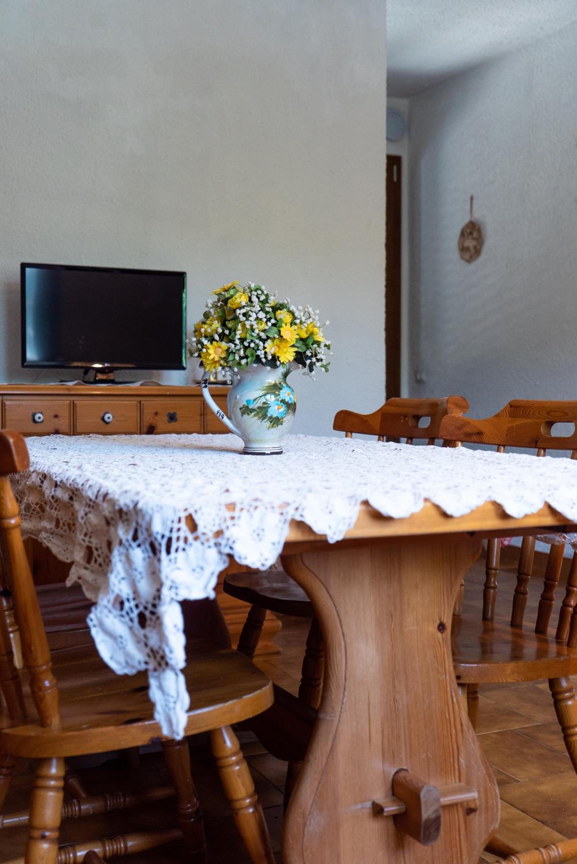 Two-Bedroom House - Photo 27