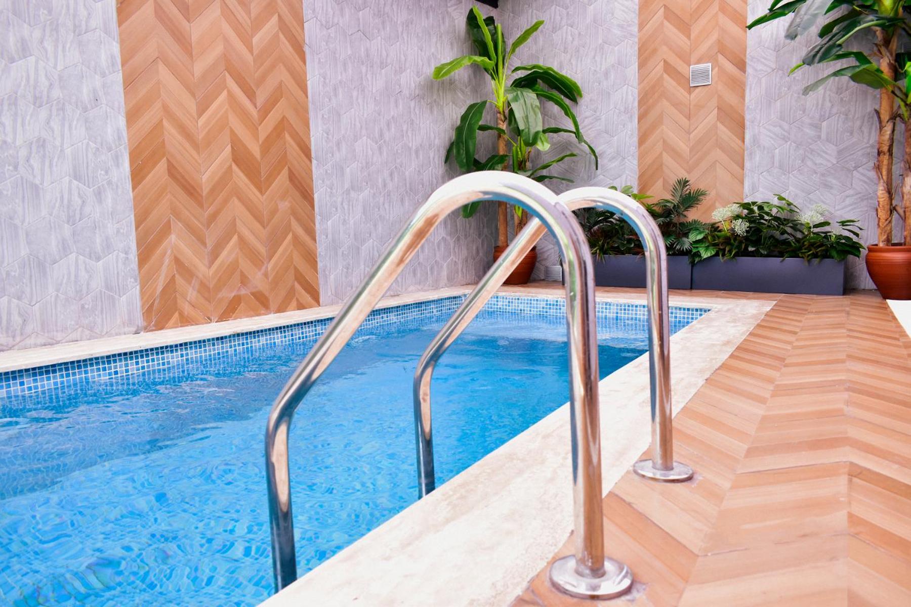 Suite with Private Pool - Photo 4