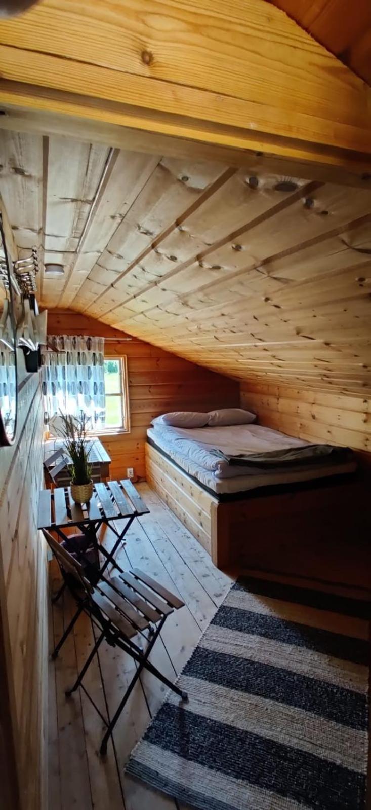 Small Double Room - Photo 3
