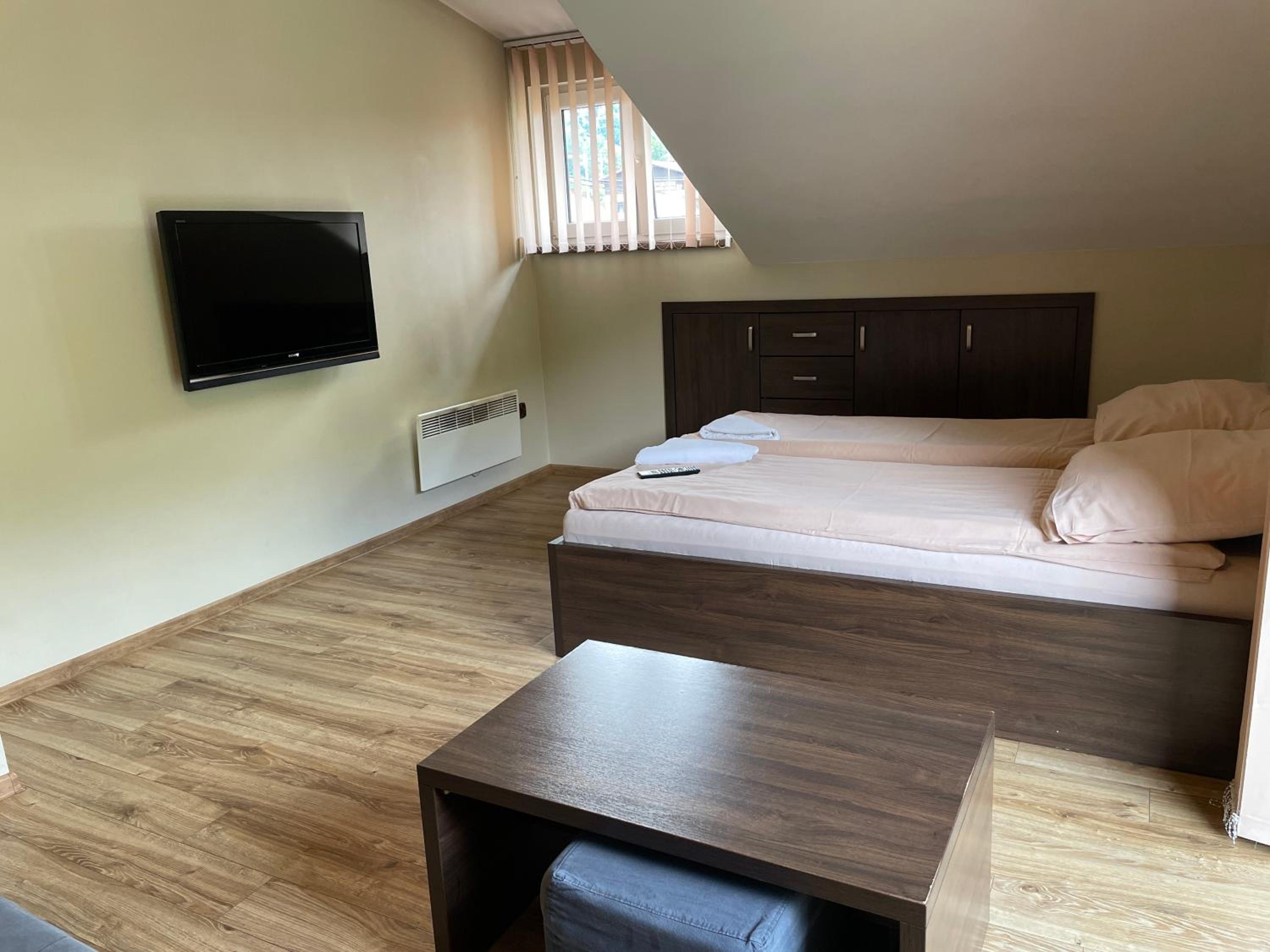 Quadruple Room with Terrace - Photo 21