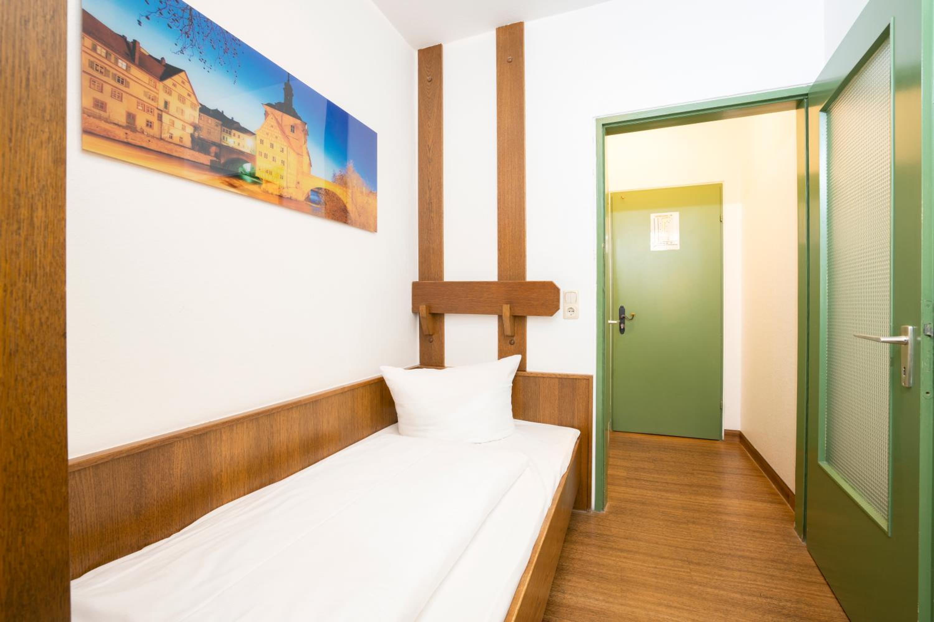 Single Room with Shared Shower