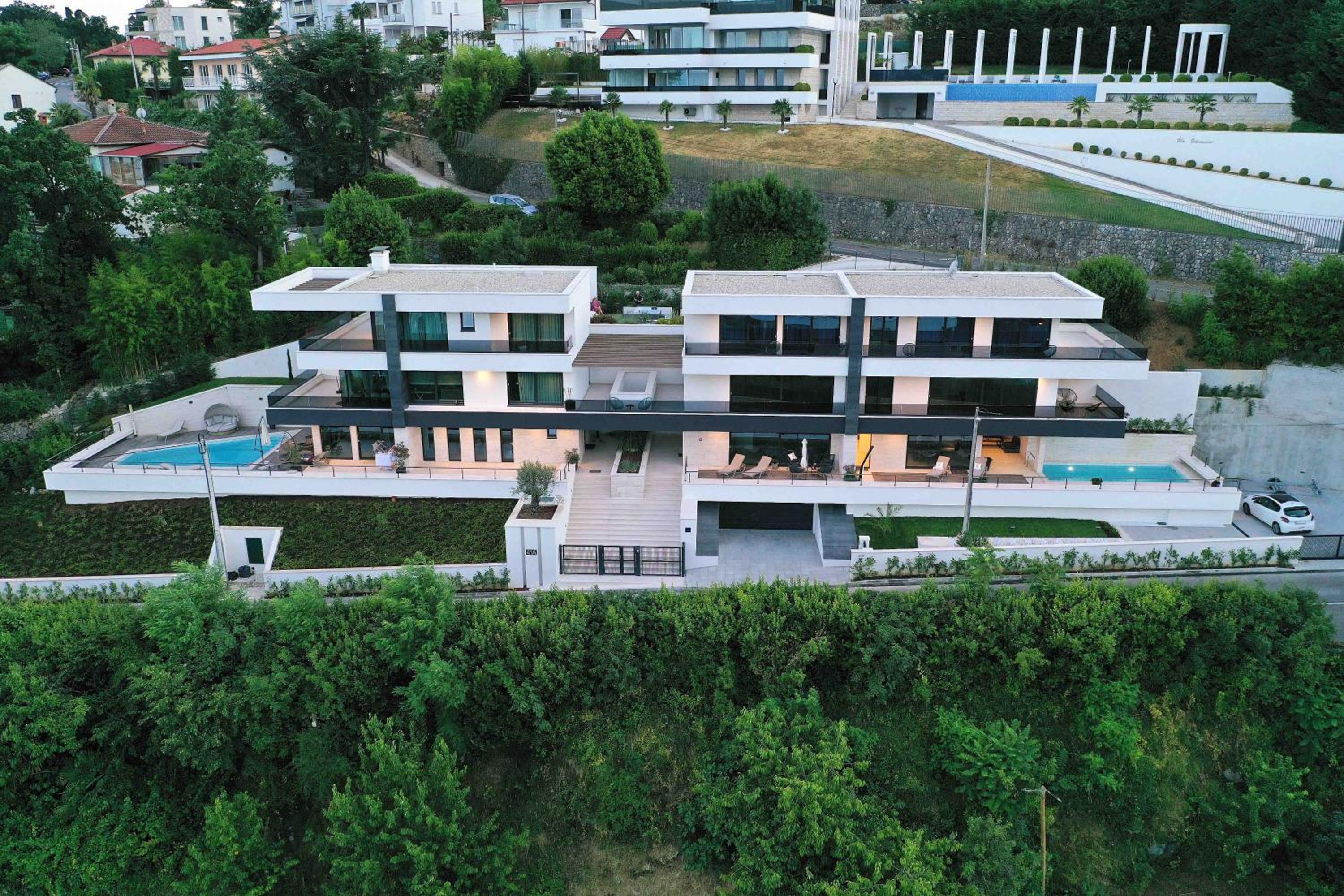 Villa with Private Pool photo 2