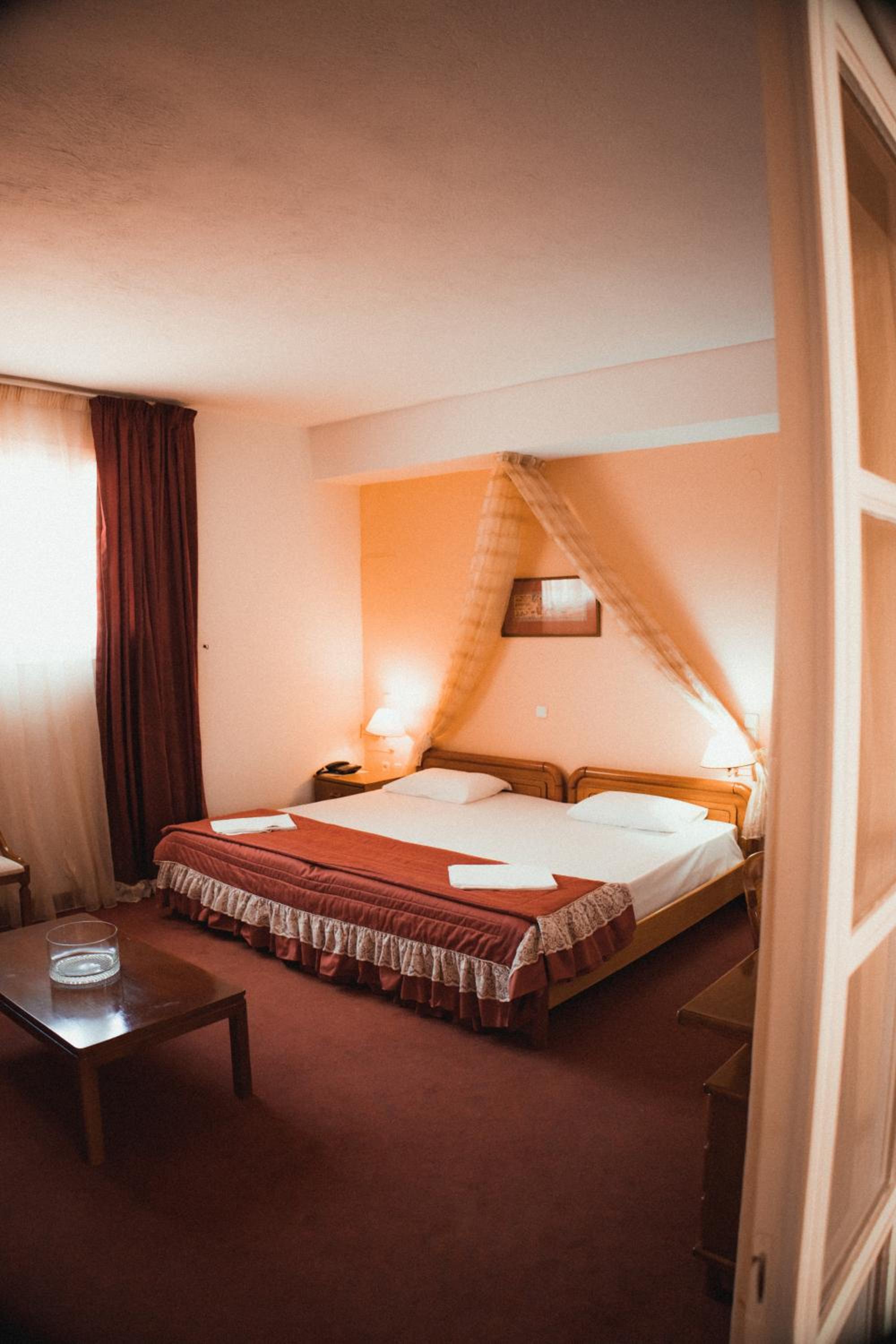 Suite with Pool View (2 - 5 adults) - Photo 1