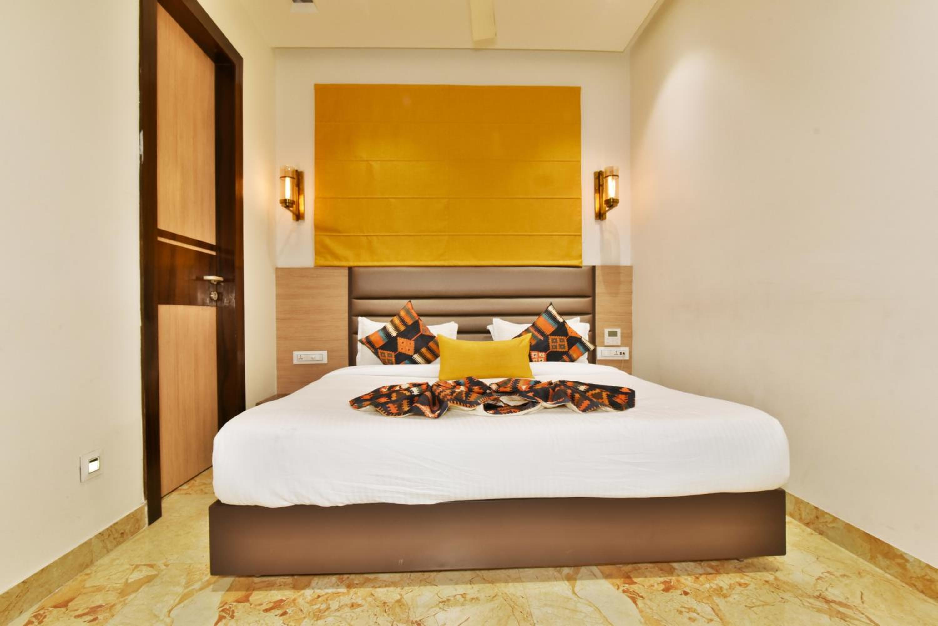 Superior King Room