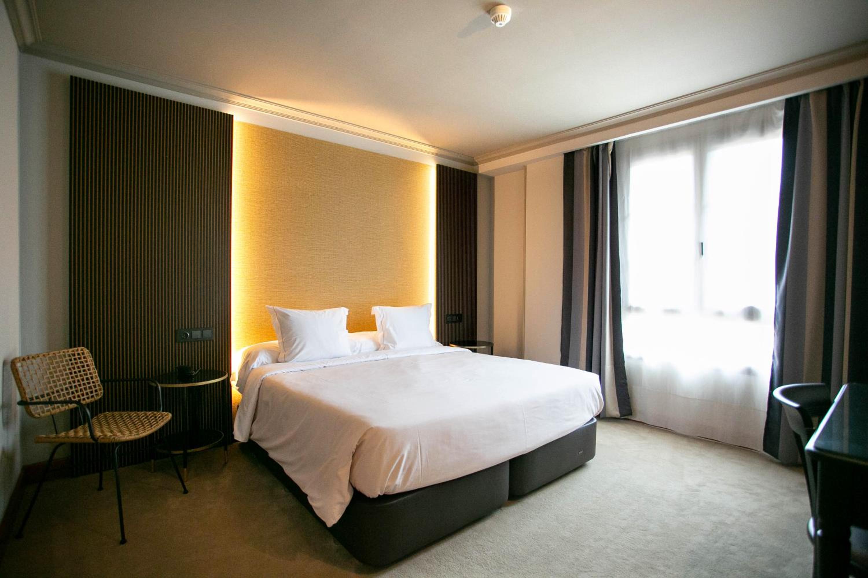 Superior Double Room - Photo 1
