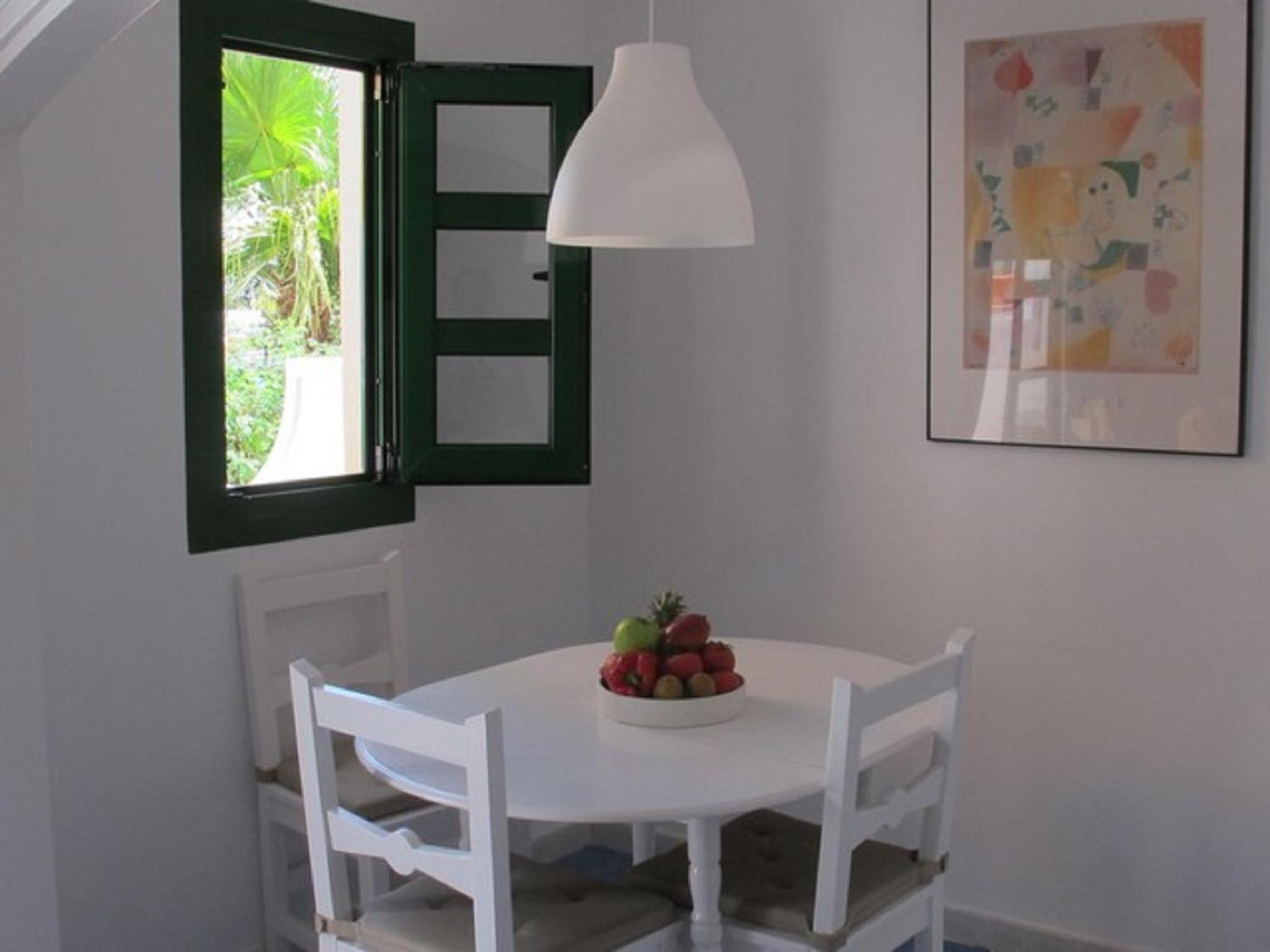 Apartment - Photo 4