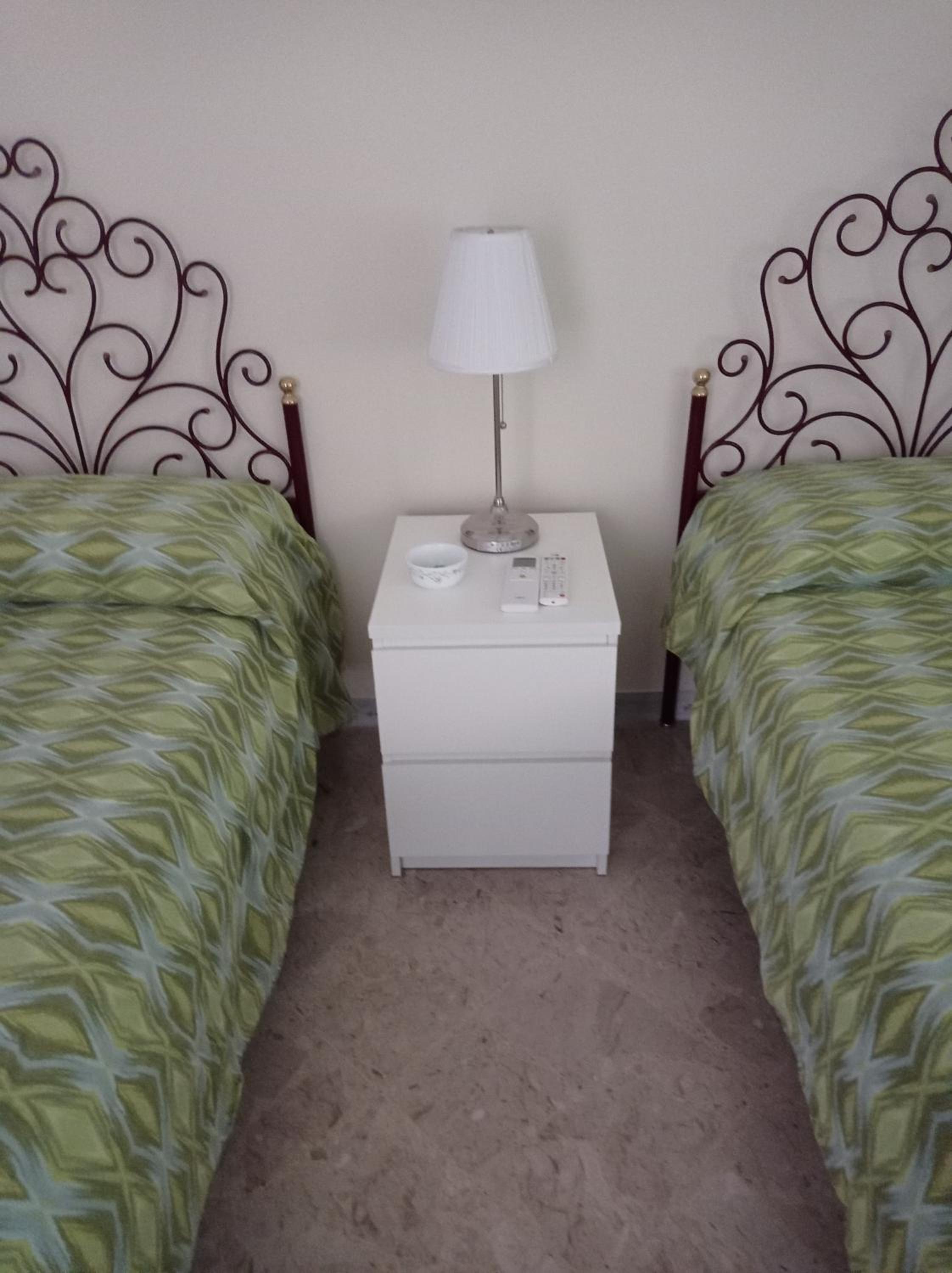 Twin Room - Photo 1