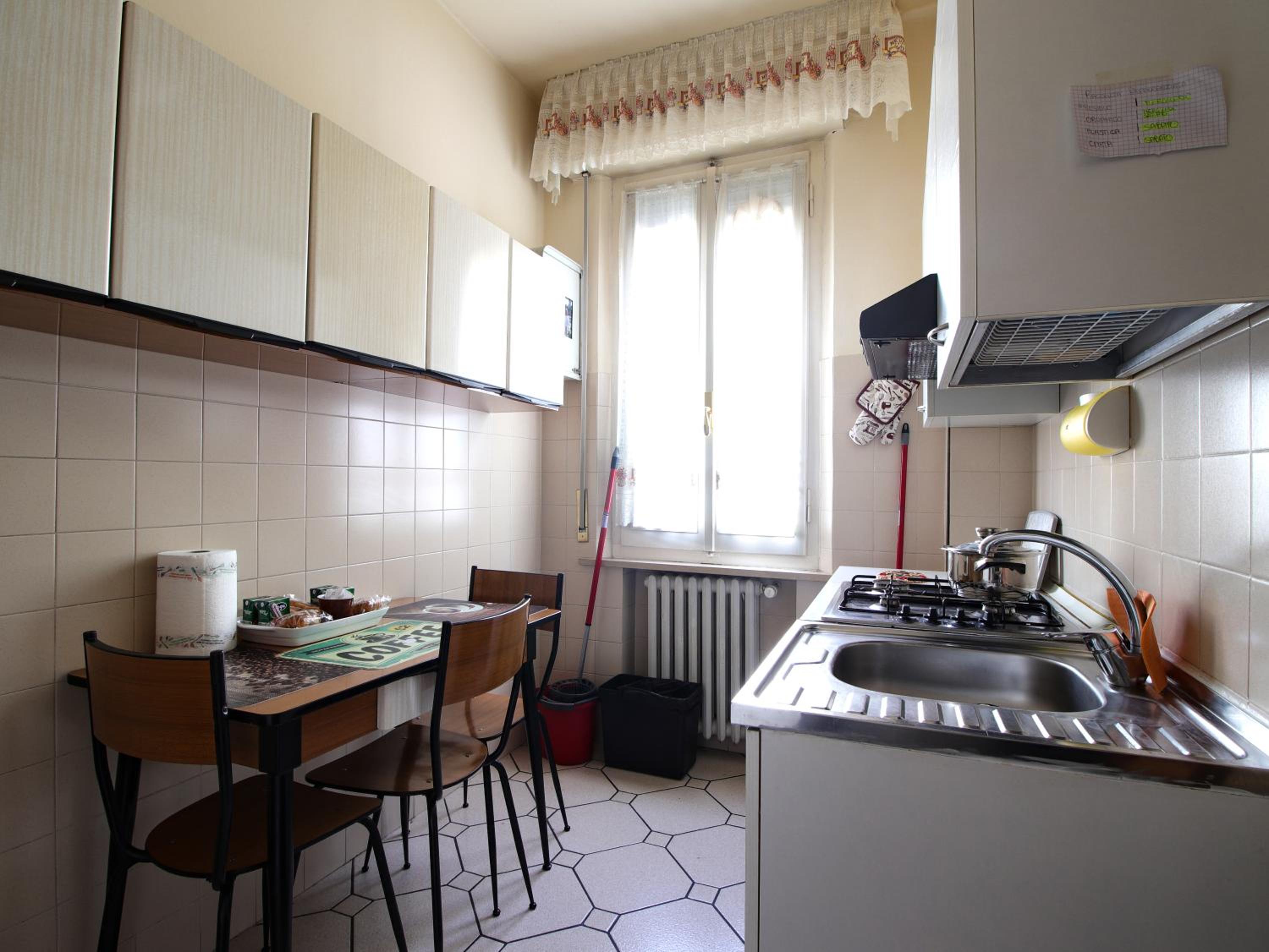 Two-Bedroom Apartment - Photo 5