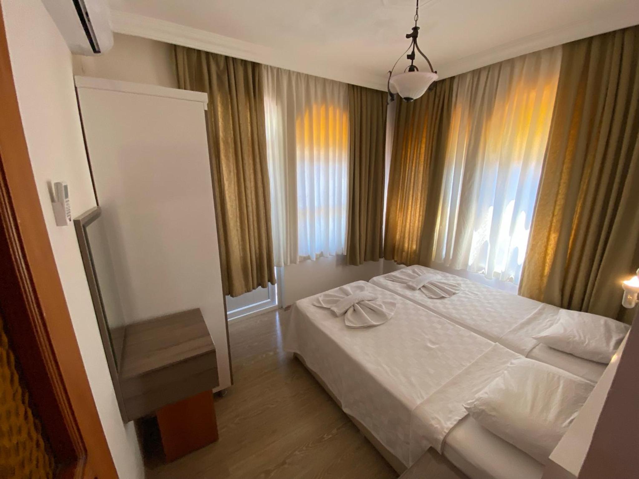 One-Bedroom Apartment (4 Adults) - Photo 4