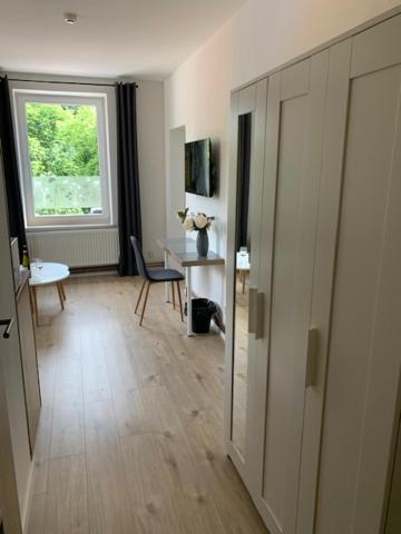 One-Bedroom Apartment - Photo 14