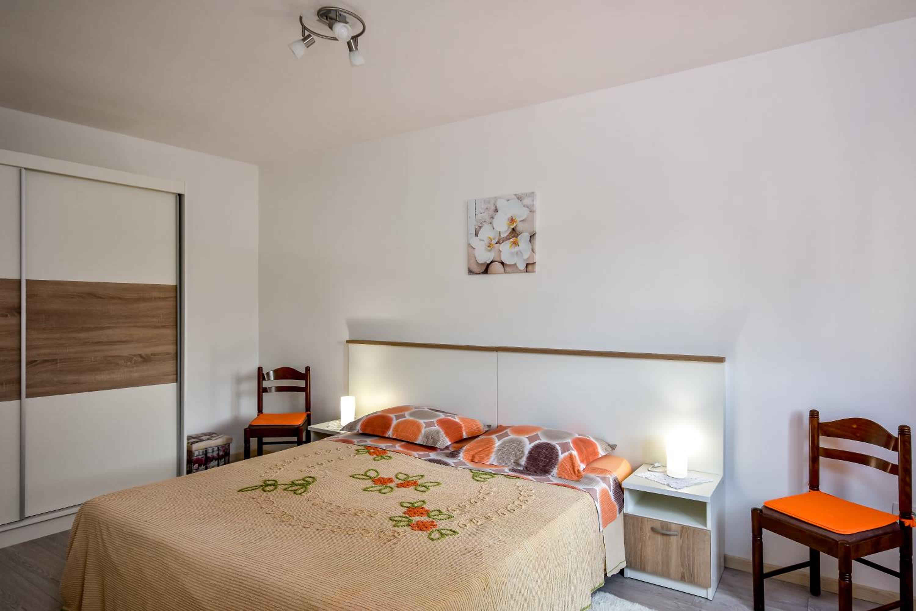 Apartment - Photo 28