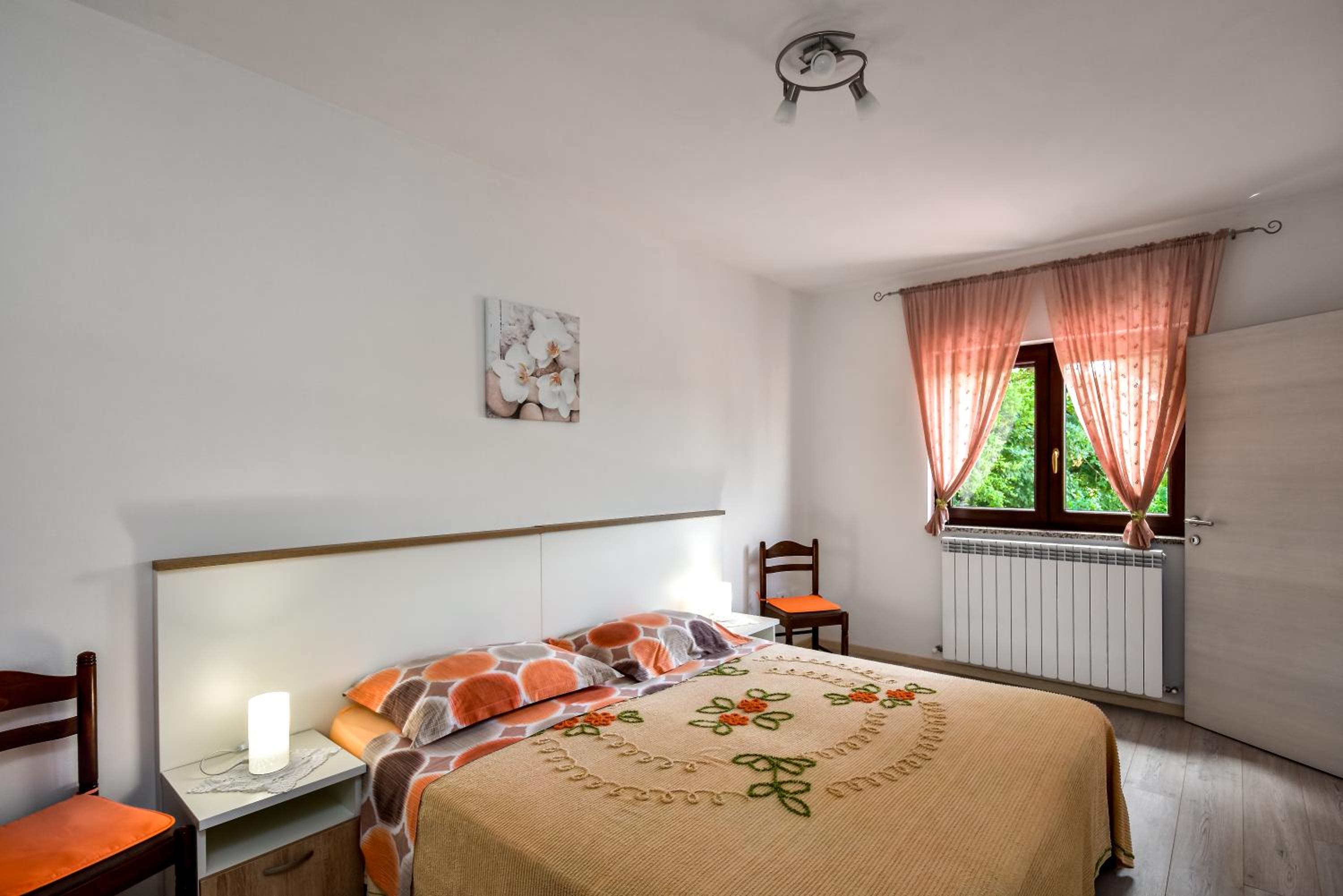 Apartment - Photo 9
