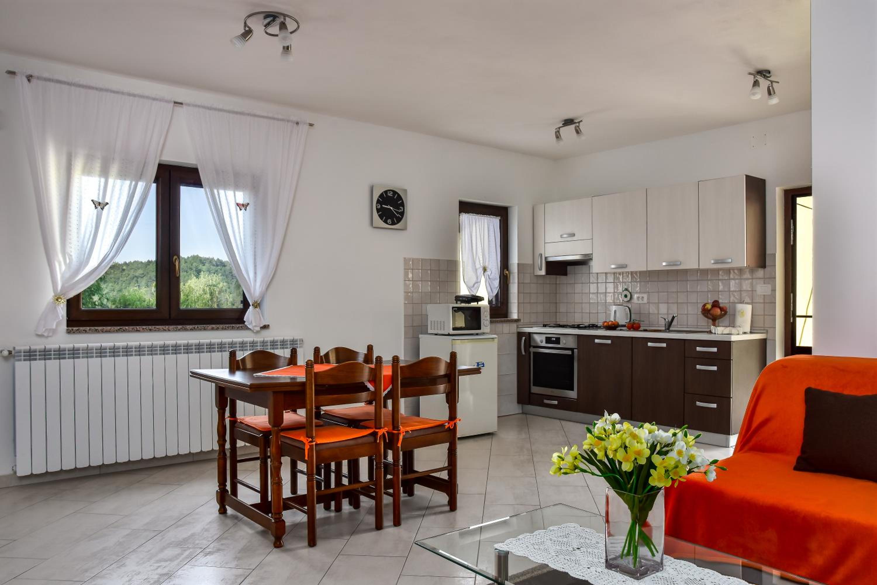Apartment - Photo 45