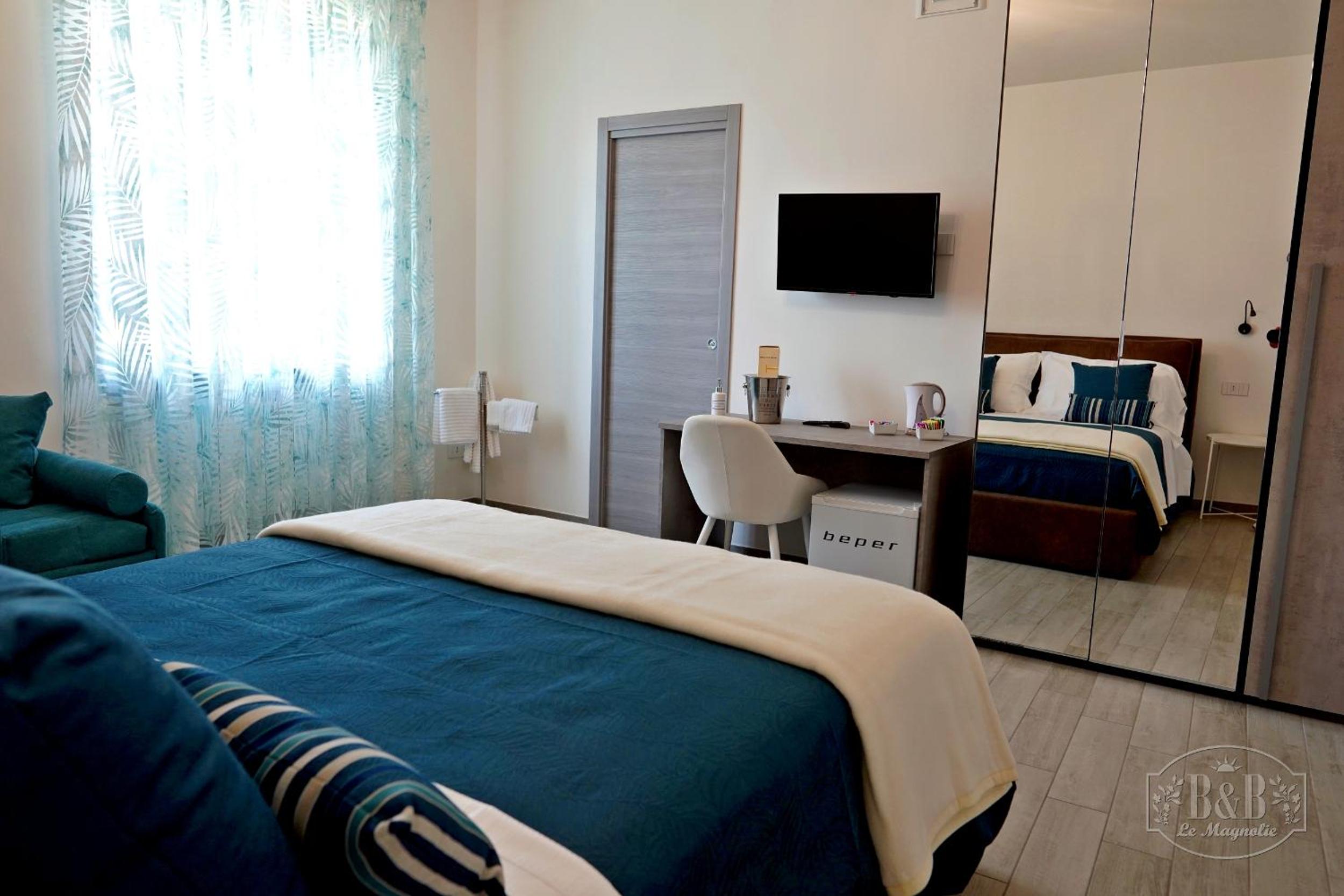 Double Room with Private Bathroom photo 1