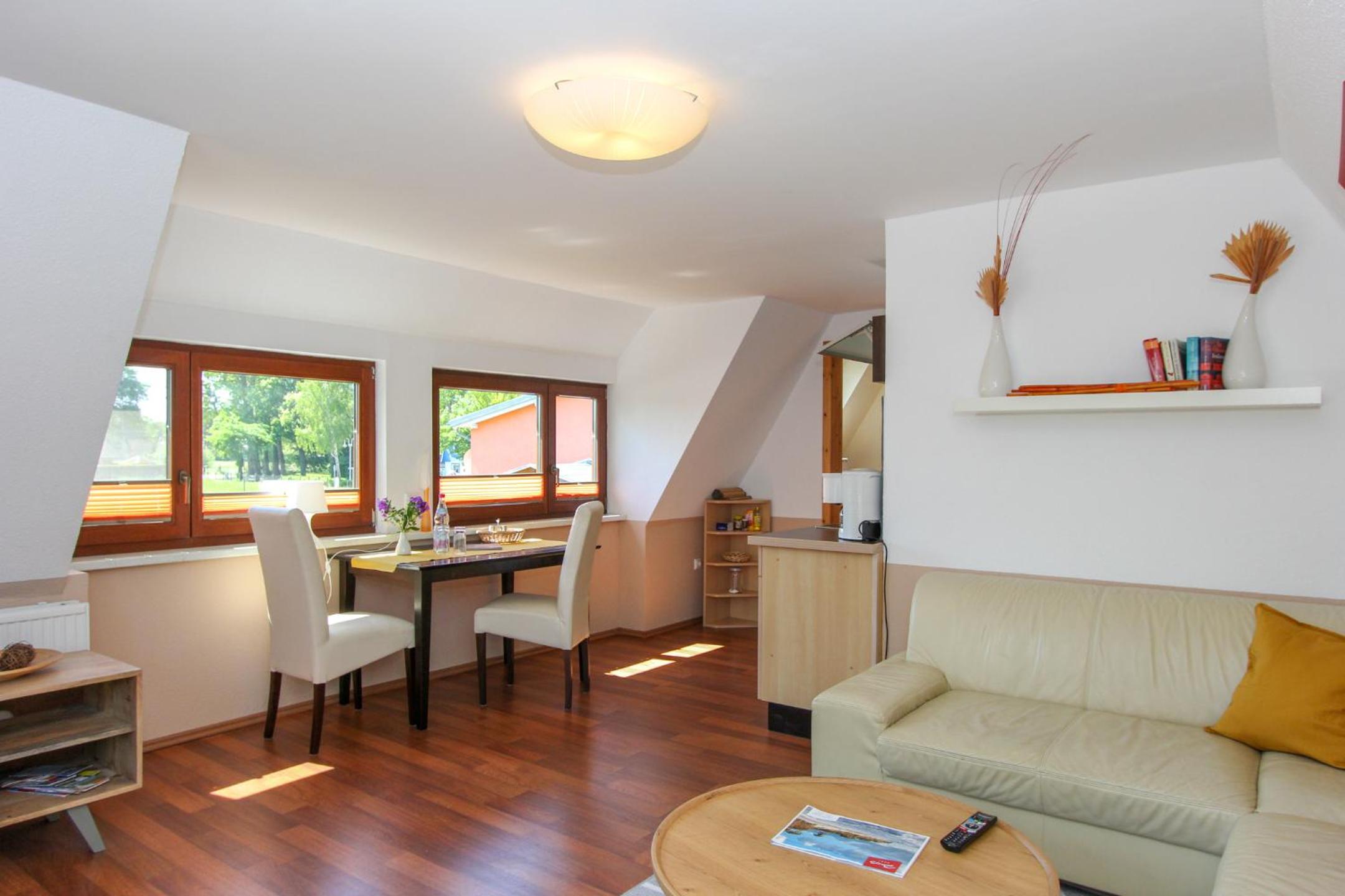 Apartment with Balcony photo 1