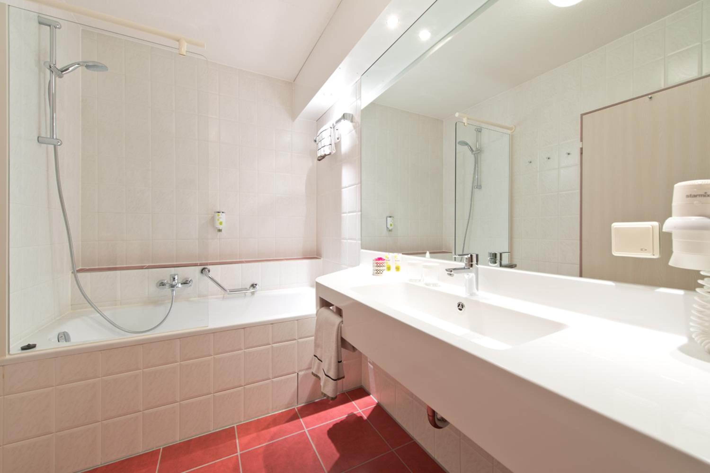 Business Triple Room - Photo 3