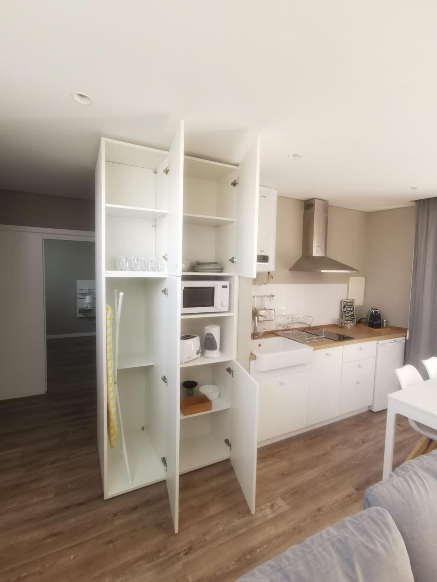 One-Bedroom Apartment photo 2