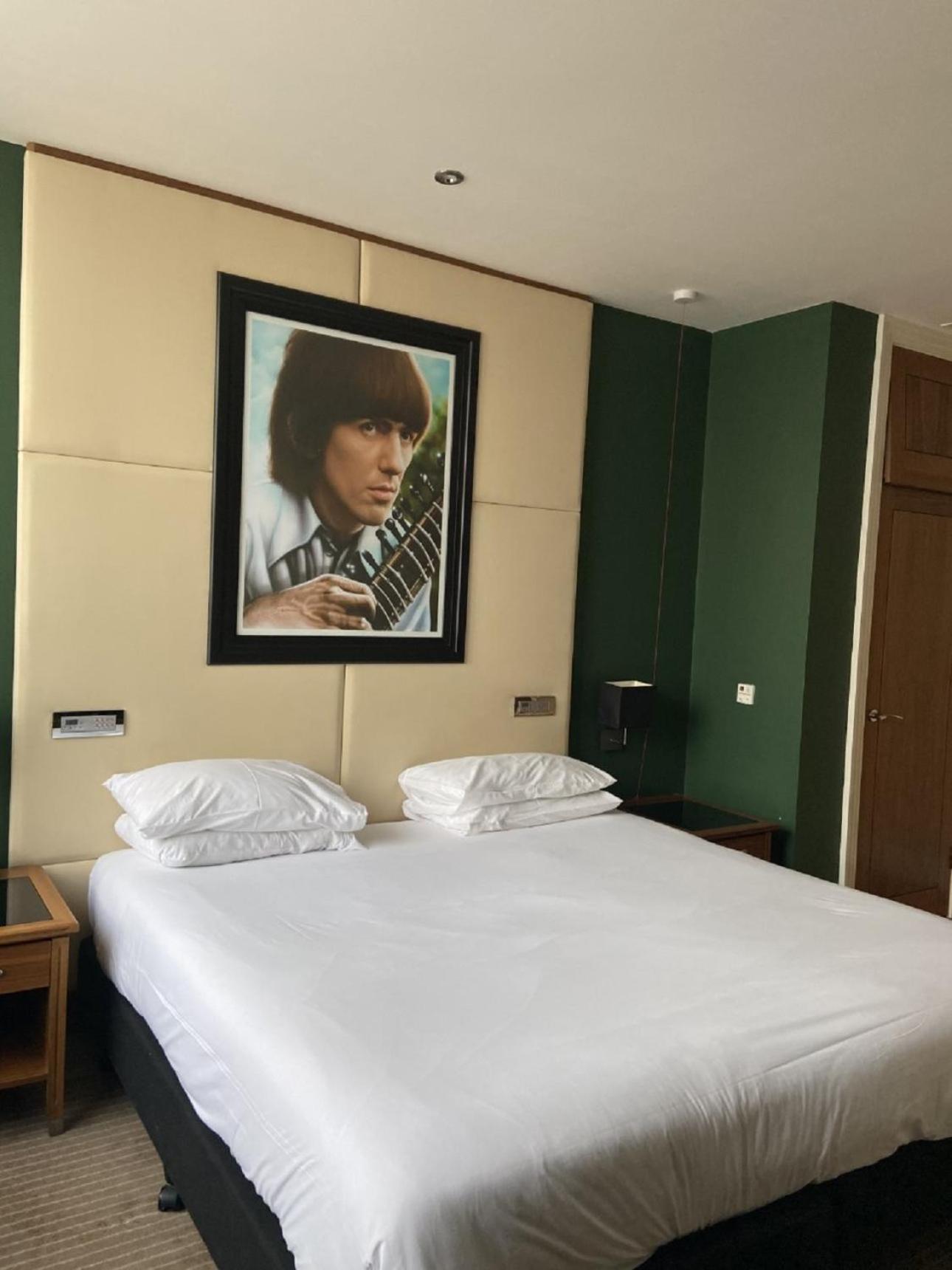 Double Room - Disability Access - Photo 8