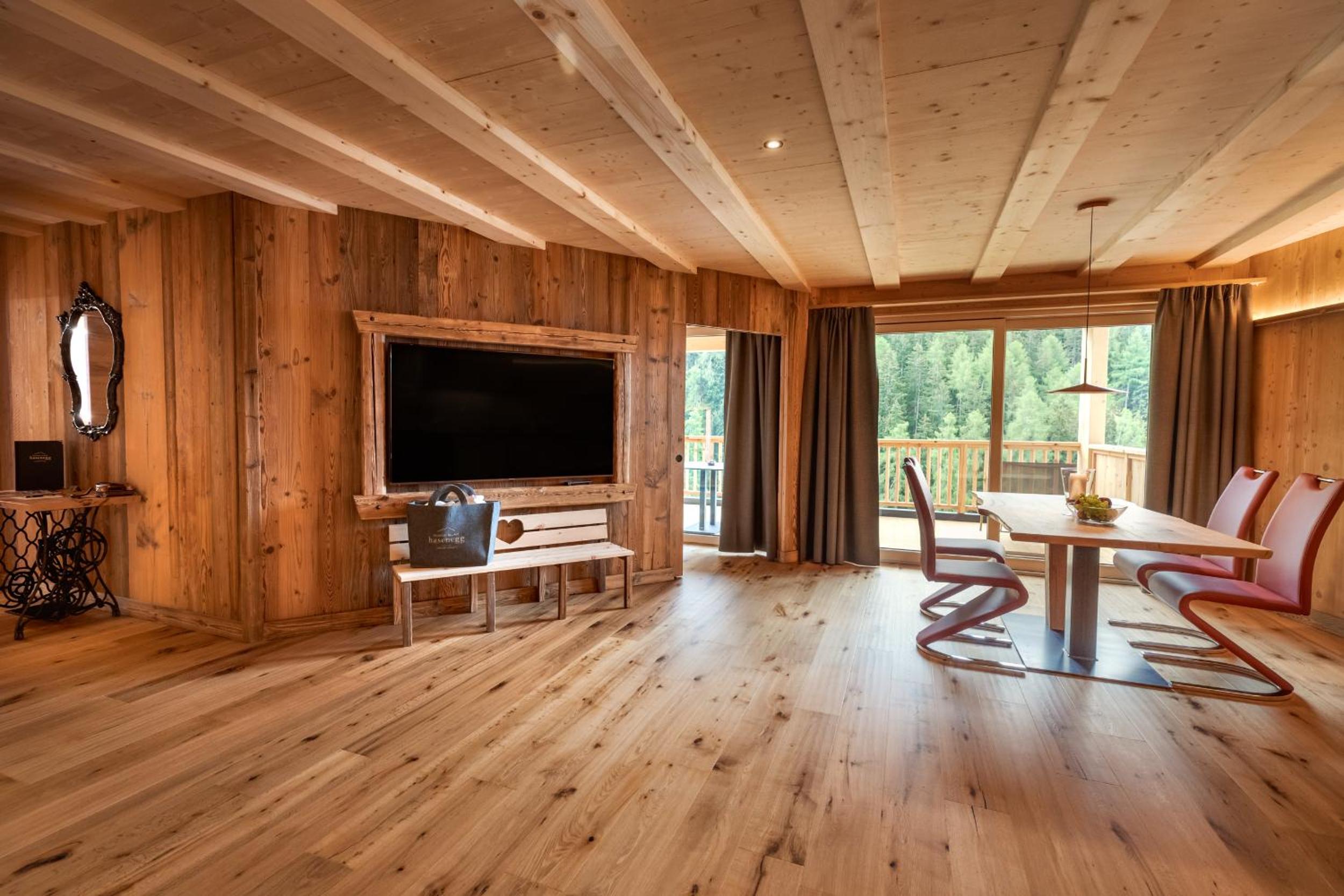 Luxury Lodge