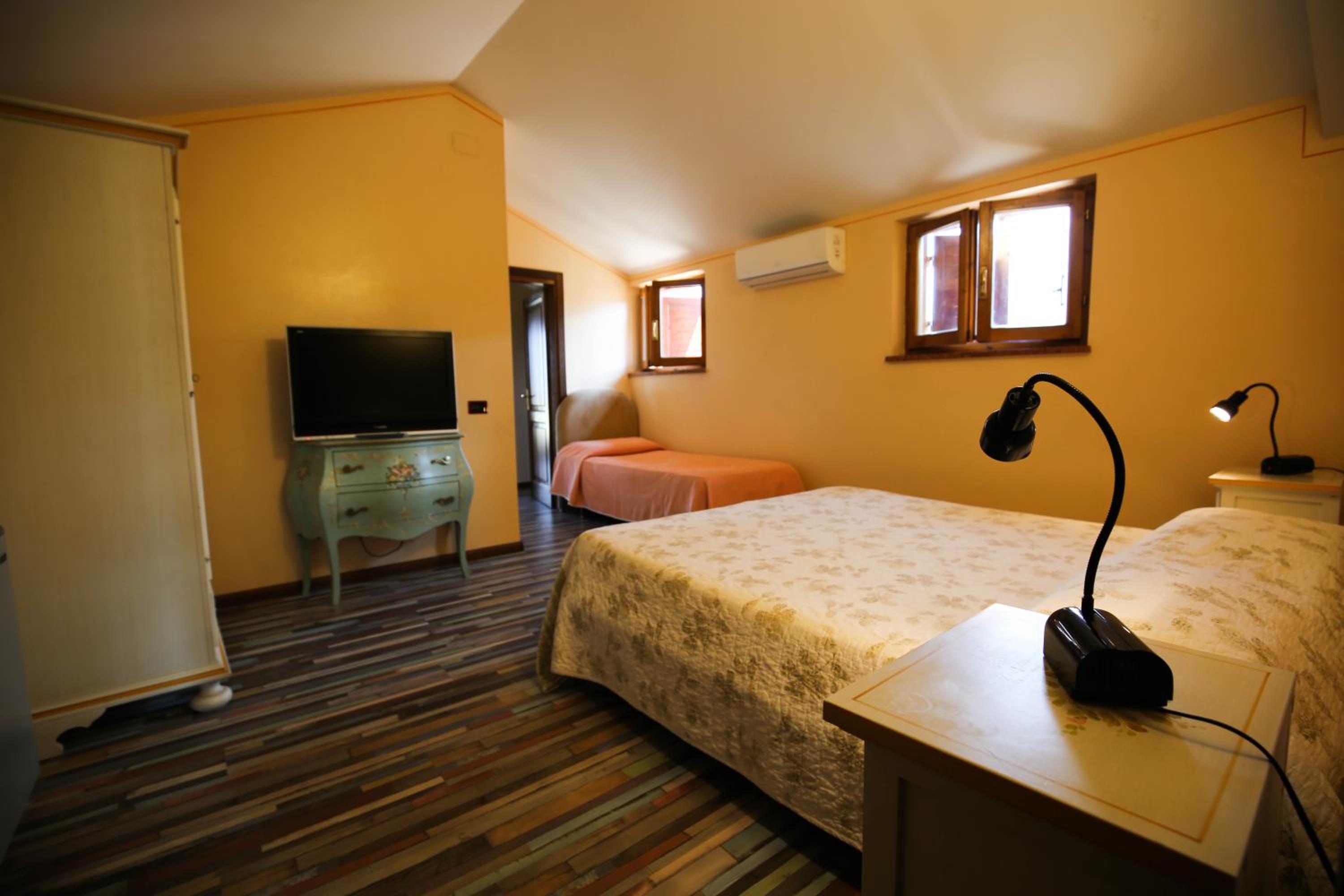 Suite with Terrace photo 2