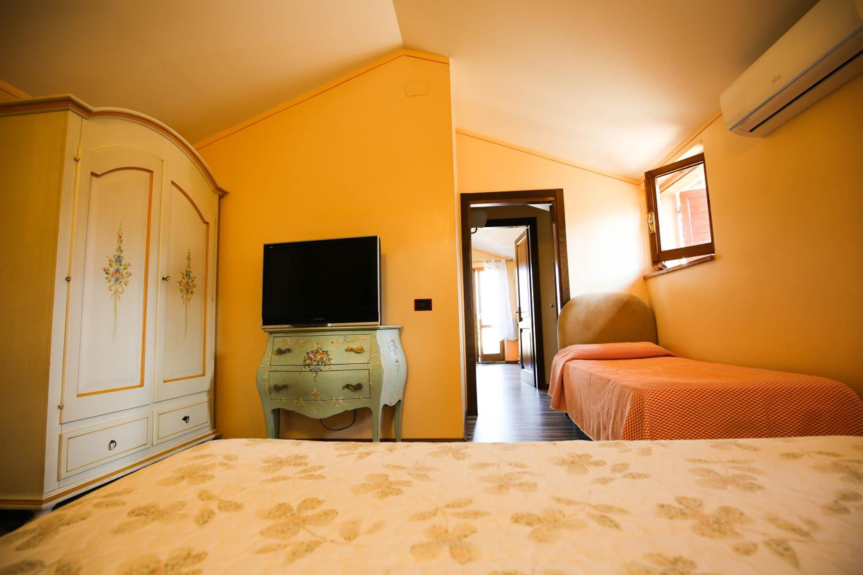 Suite with Terrace photo 1
