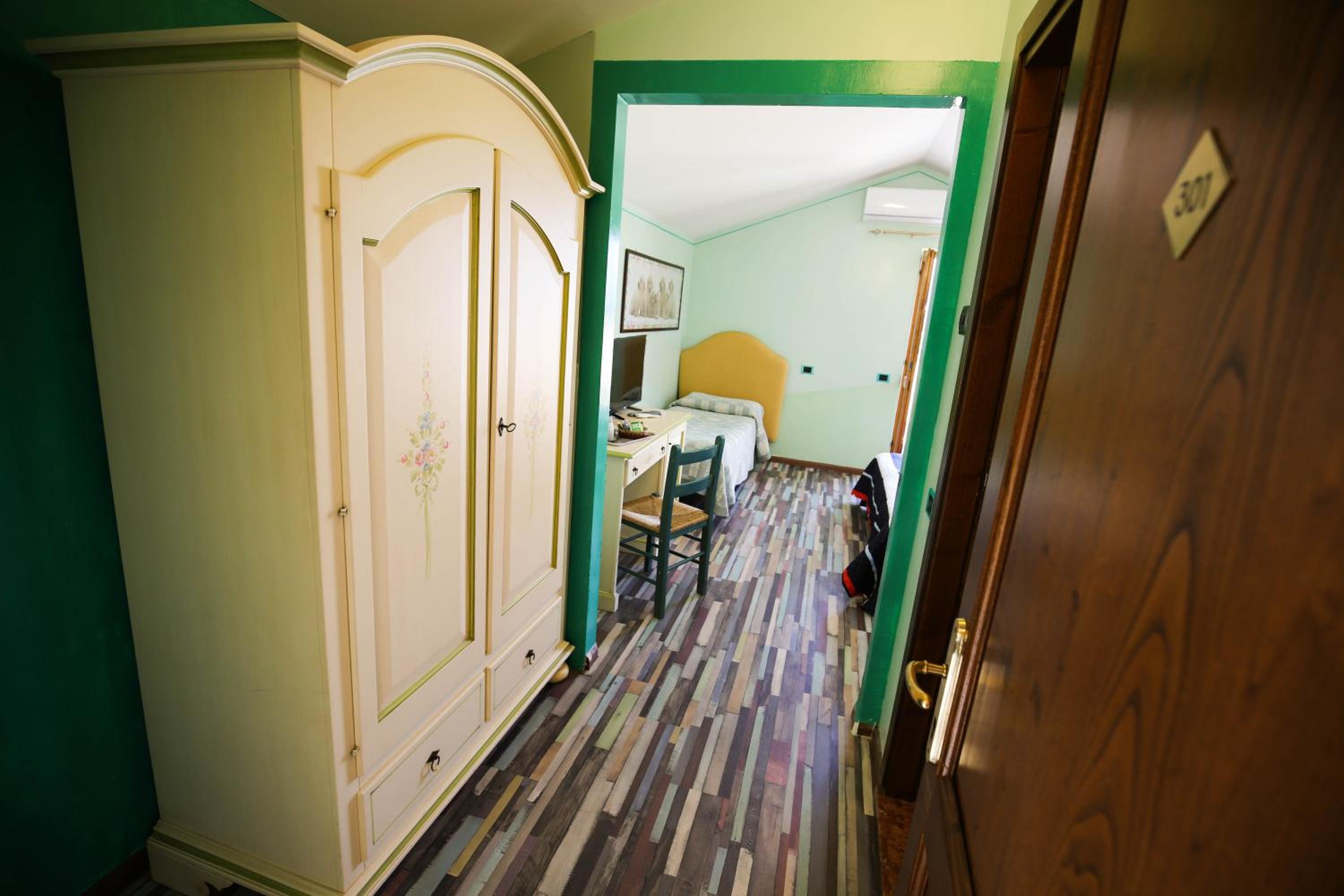 Quadruple Room photo 2